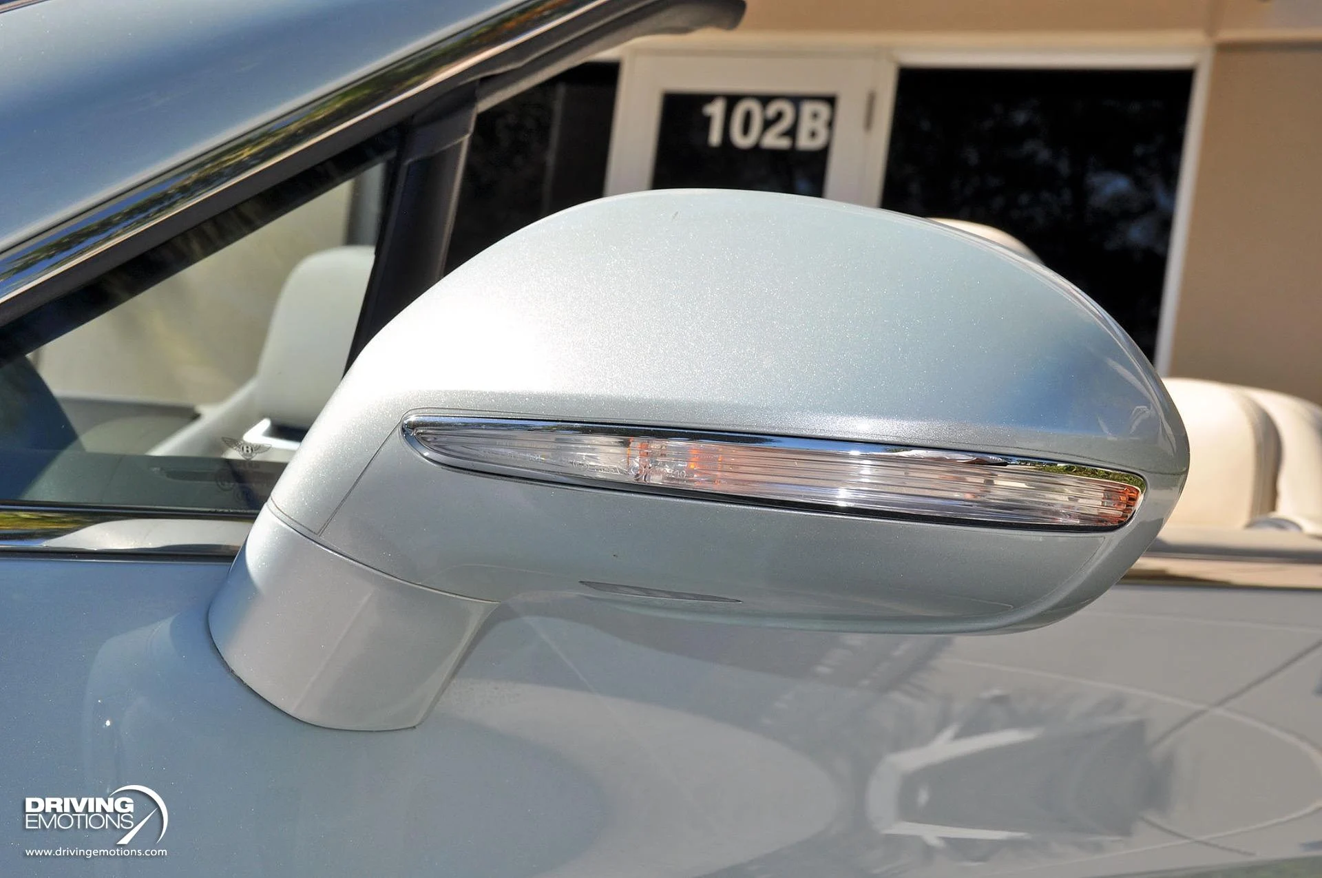 mph043_3377746919_886_p44_l_89f4a318c7