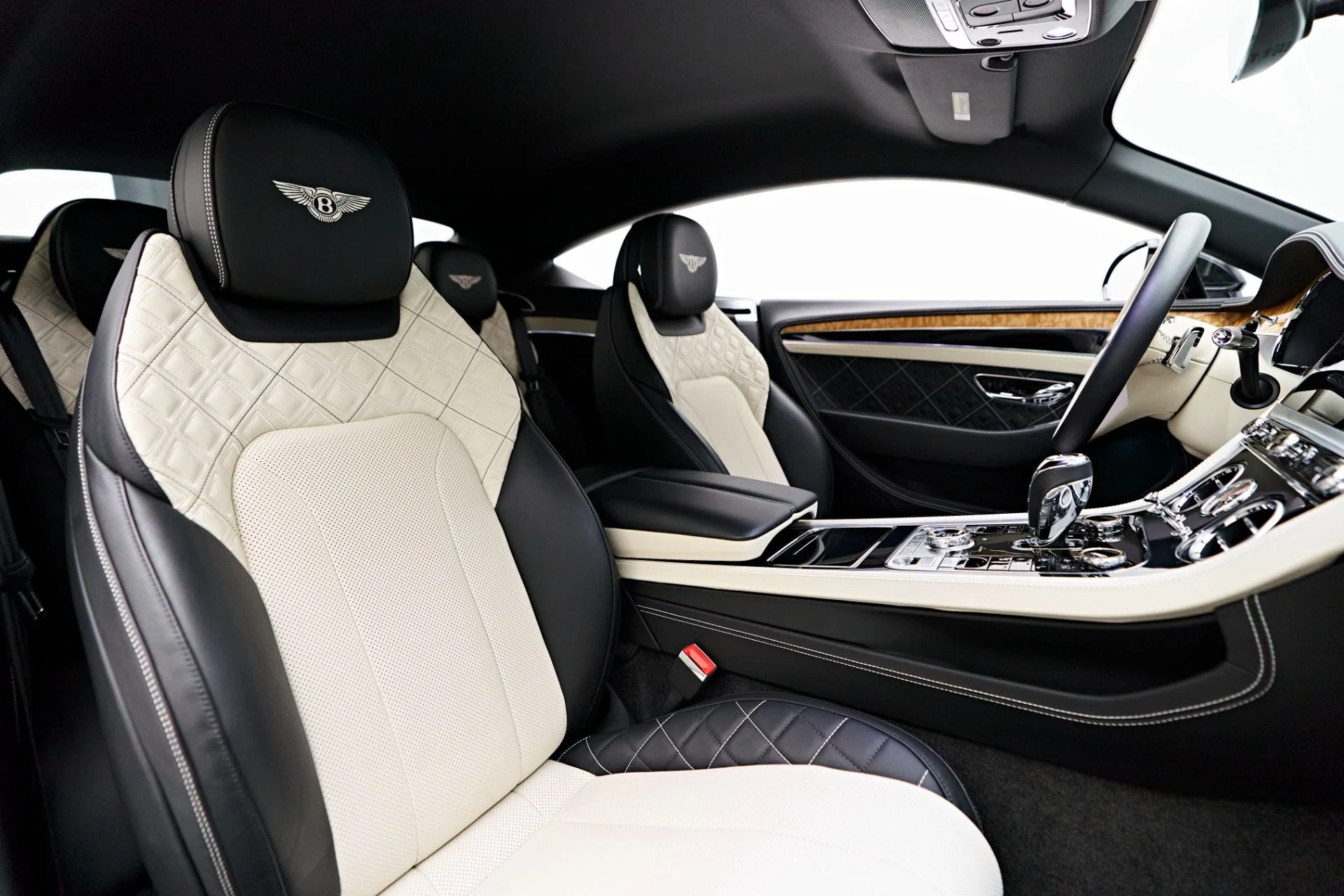 mph043_3378866636_Used_2020_Bentley_Continental_GT_V8_1722650261_50195f3ecb
