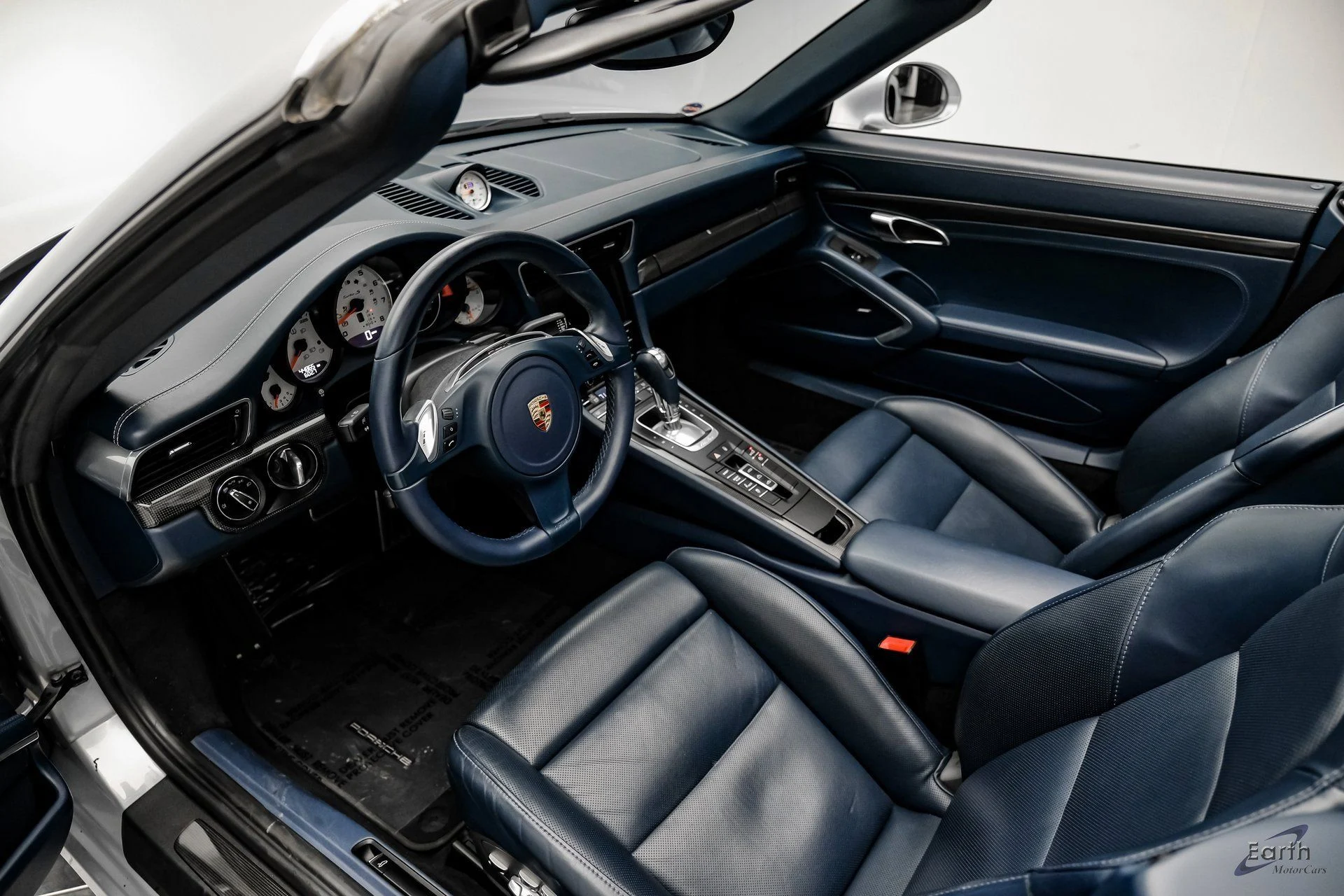 mph043_3392922287_2a1817ae6bb7609fabe749a5f4227c5bx_de79a407fd