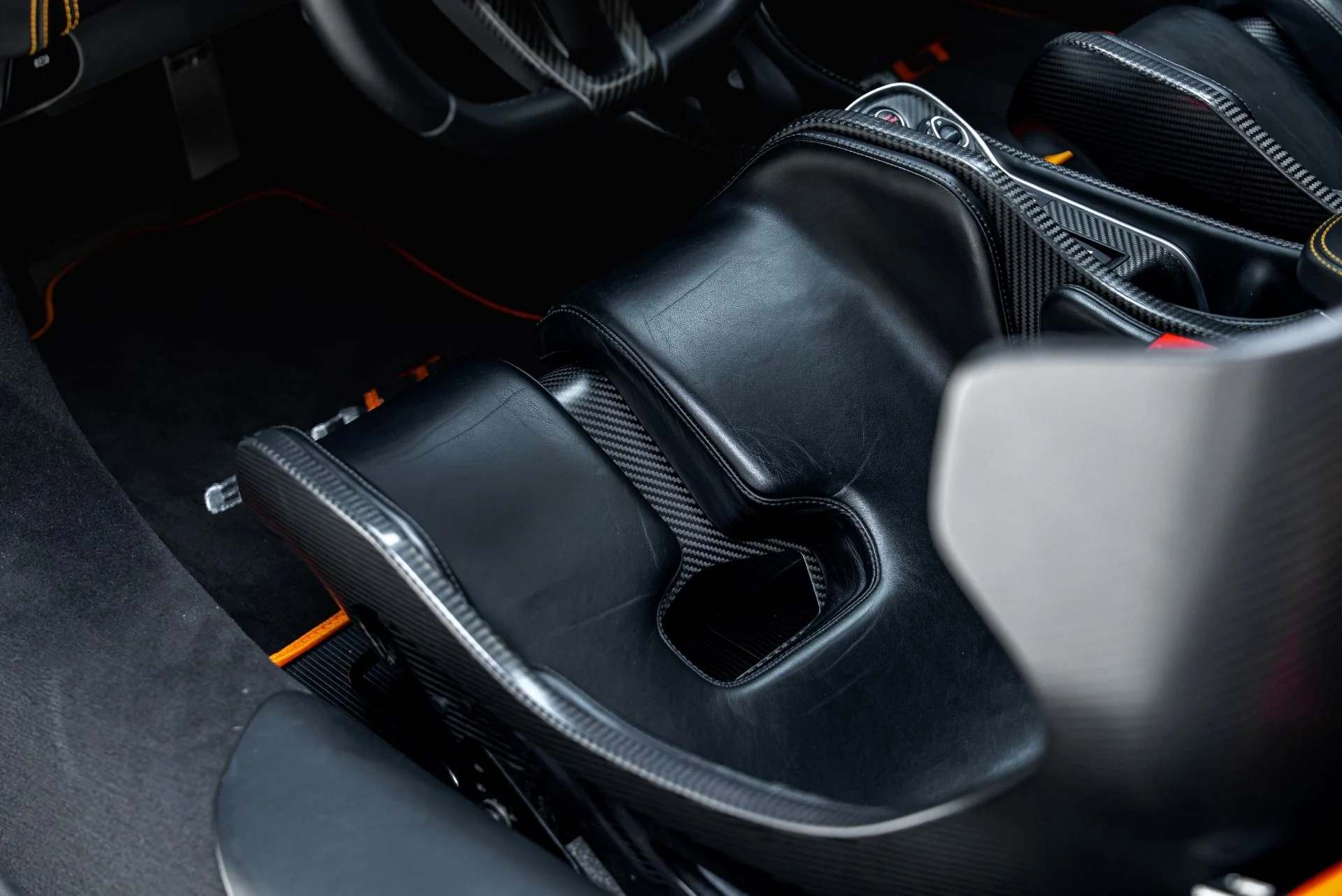 mph043_3411304071_Used_2019_Mc_Laren_600_LT_1787162432_f49ca1b043