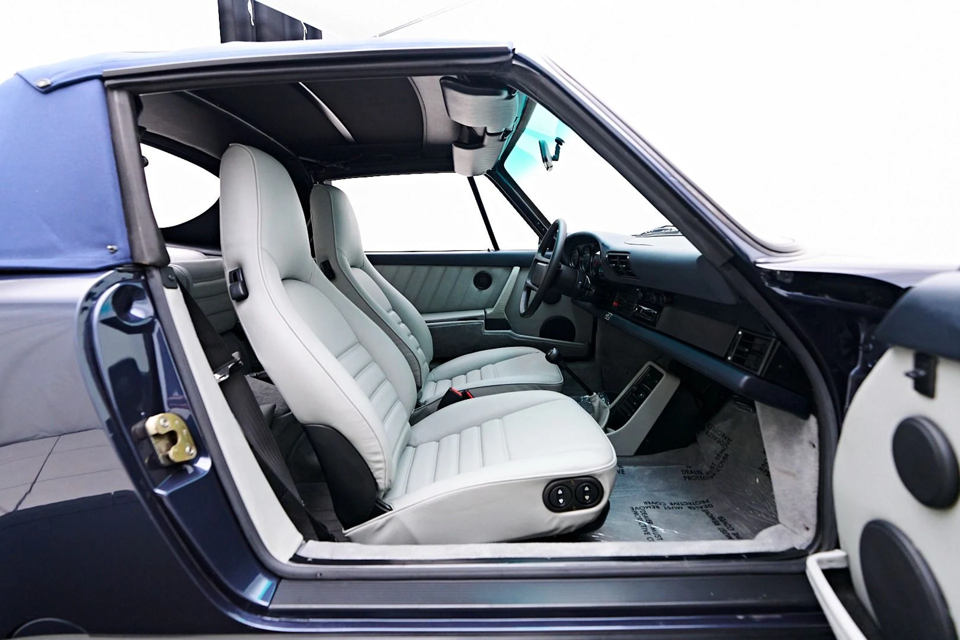 mph043_341680199_Used_1988_Porsche_911_Carrera_1745954196_2f4d41a618