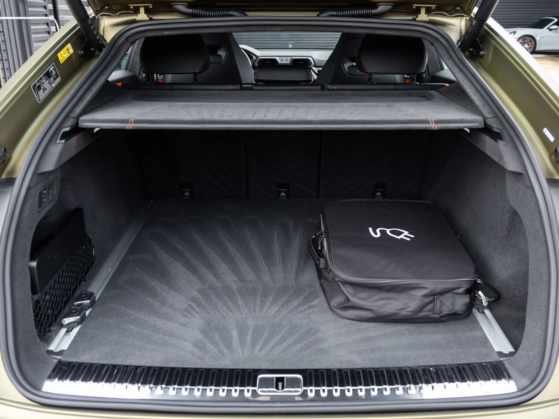 mph043_3438851095_44_c6712531ae