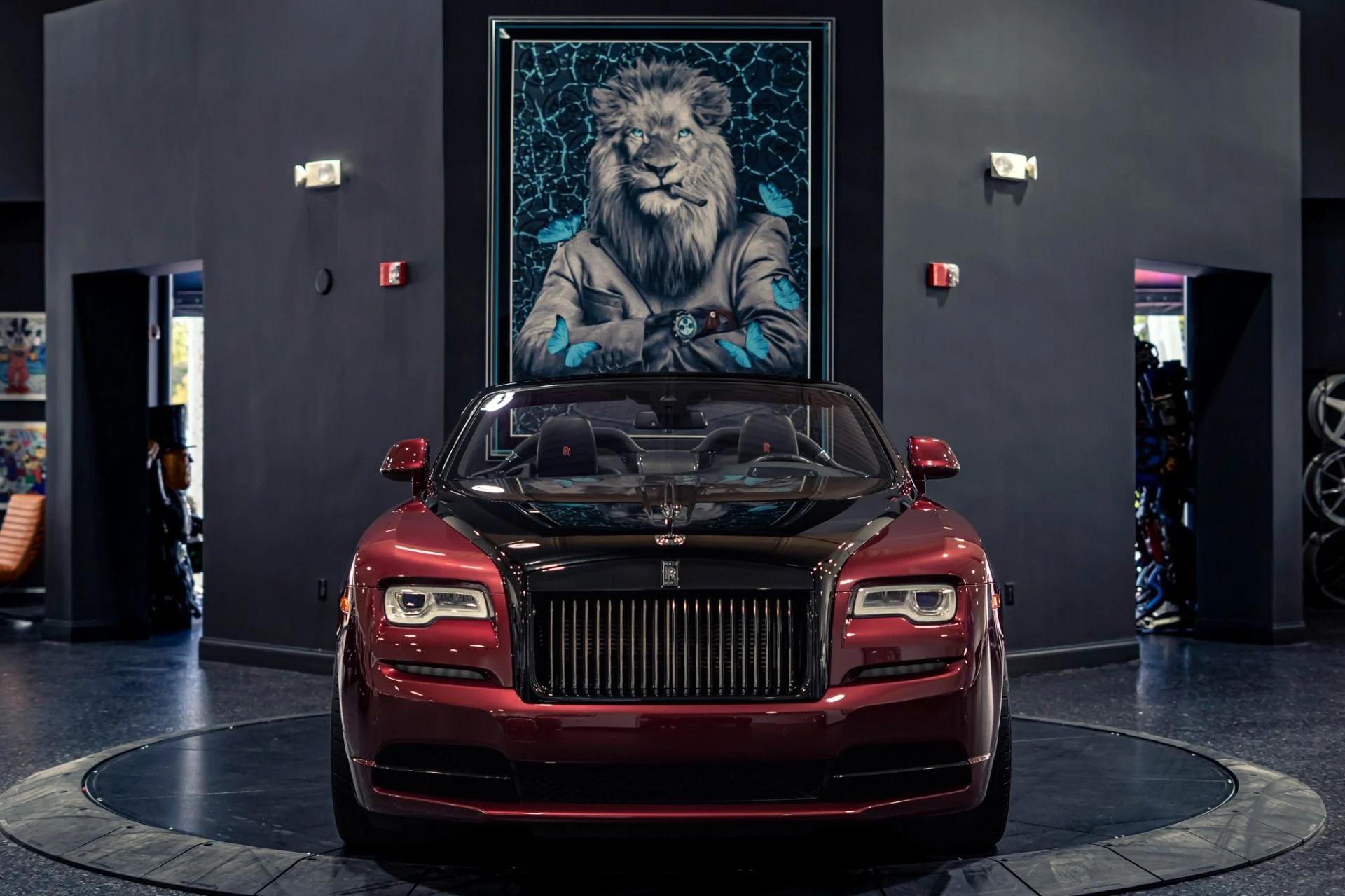 mph043_3443297276_Used_2019_Rolls_Royce_Dawn_Black_Badge_with_MASSIVE_480k_MSRP_RARE_Tonneau_option_Carplay_MORE_1776444657_1c002e921b