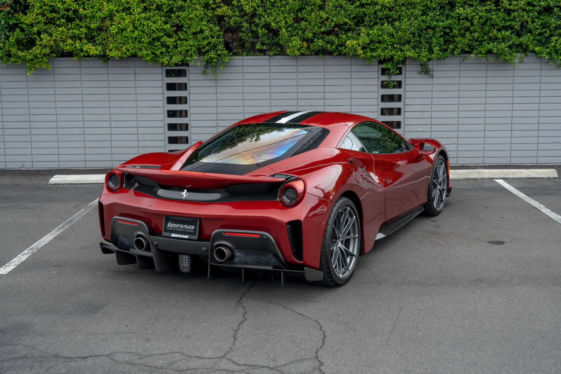 mph043_3449276571_Used_2019_Ferrari_488_Pista_1759877636_36ce92c79b