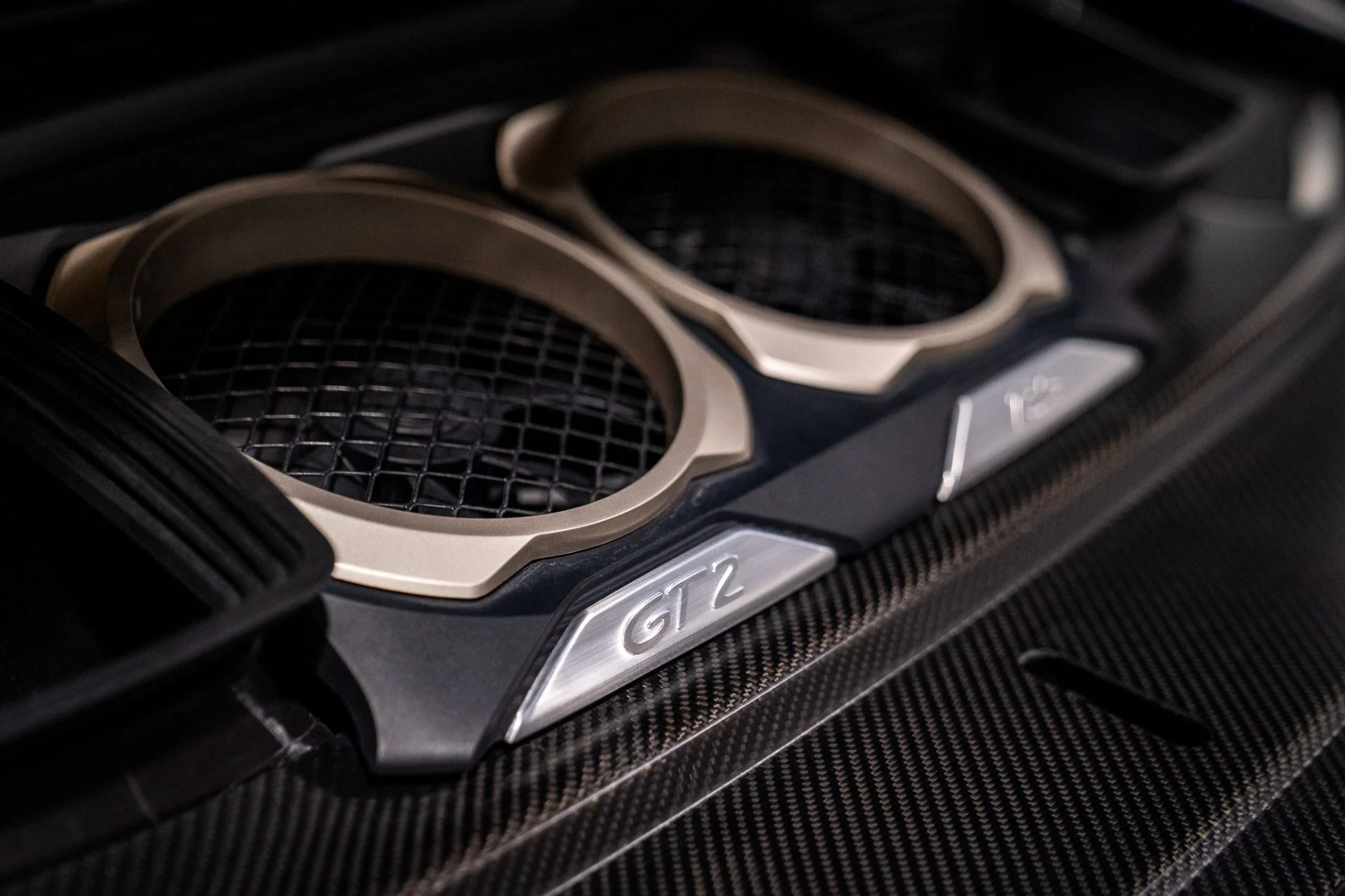 mph043_3469397965_Used_2018_Porsche_911_GT_2_RS_Weissach_Pack_Mag_Wheels_1770226711_410f4f01ee