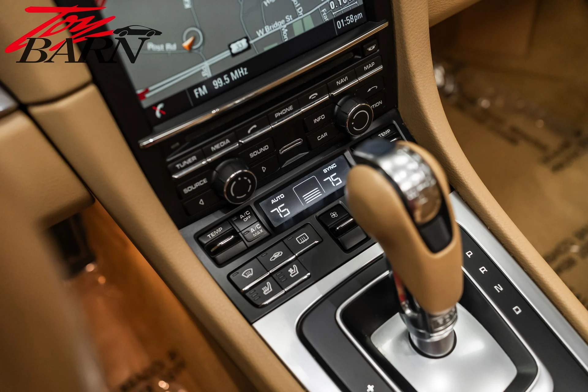 mph043_3473342161_087c20bf998ca8c6bb630896edd35e38x_d806d55856