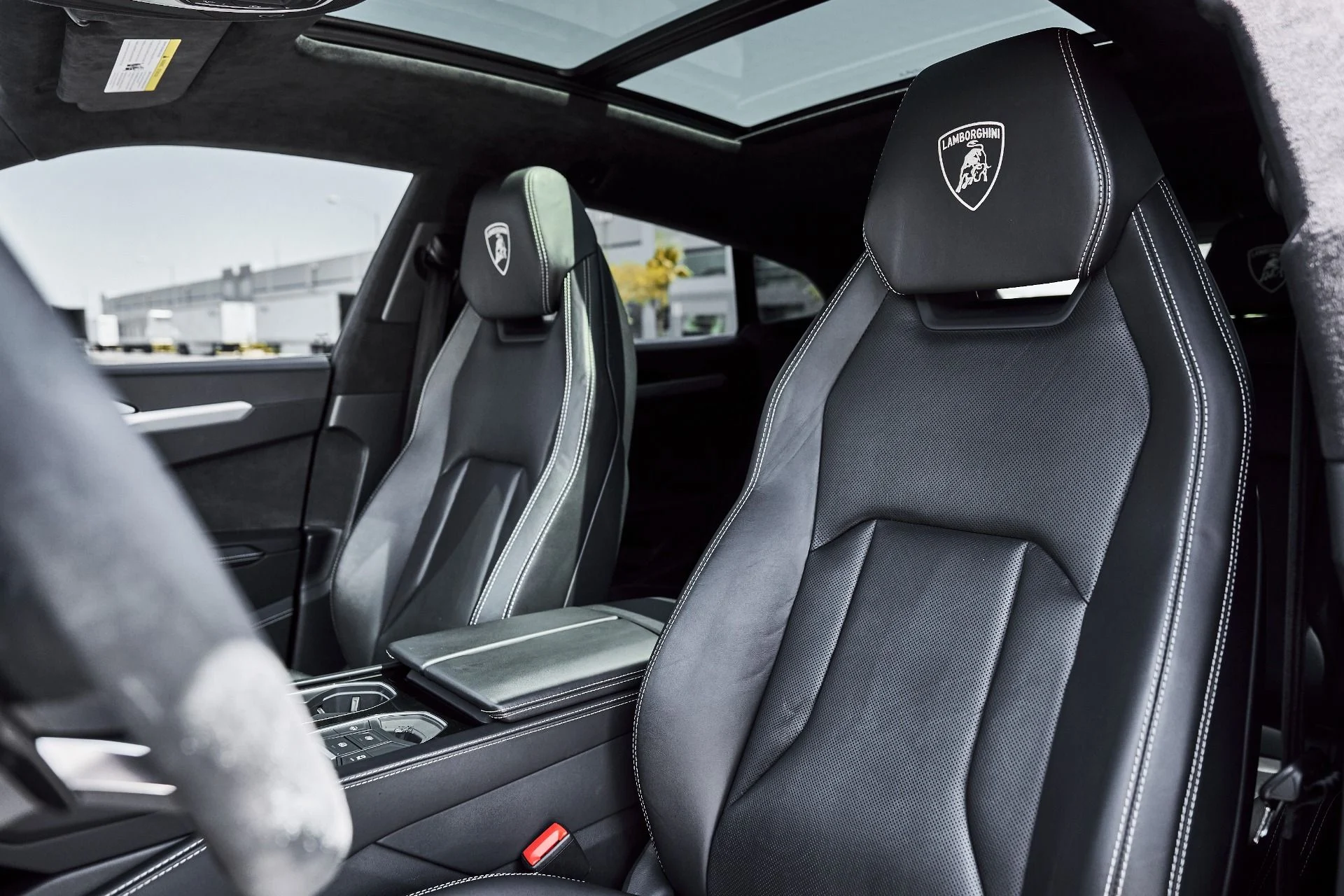 mph043_3475513980_Used_2022_Lamborghini_Urus_1778790401_f45f5b549c