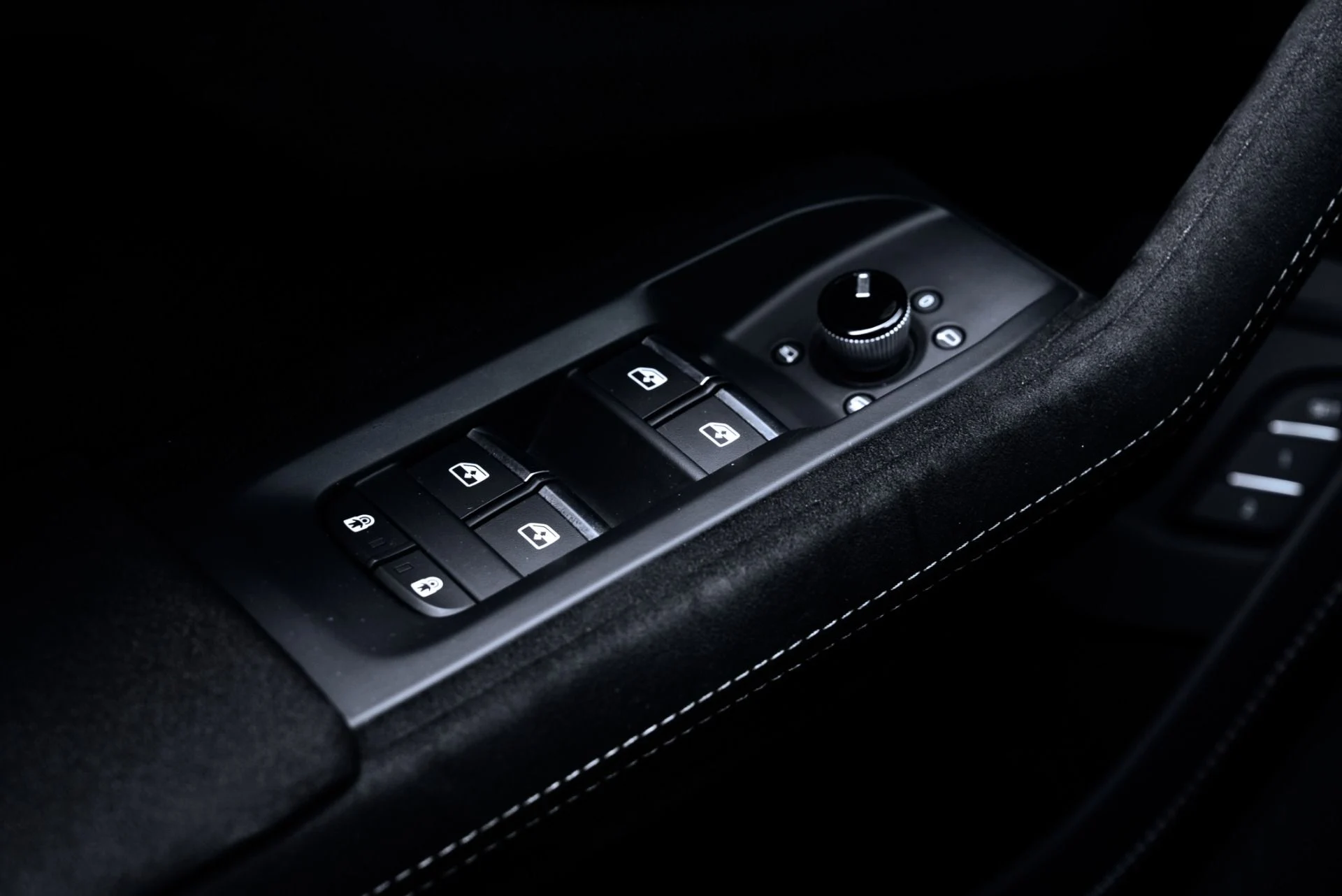 mph043_3478952833_Used_2024_Lamborghini_Urus_Performante_1775146757_939a4b902a