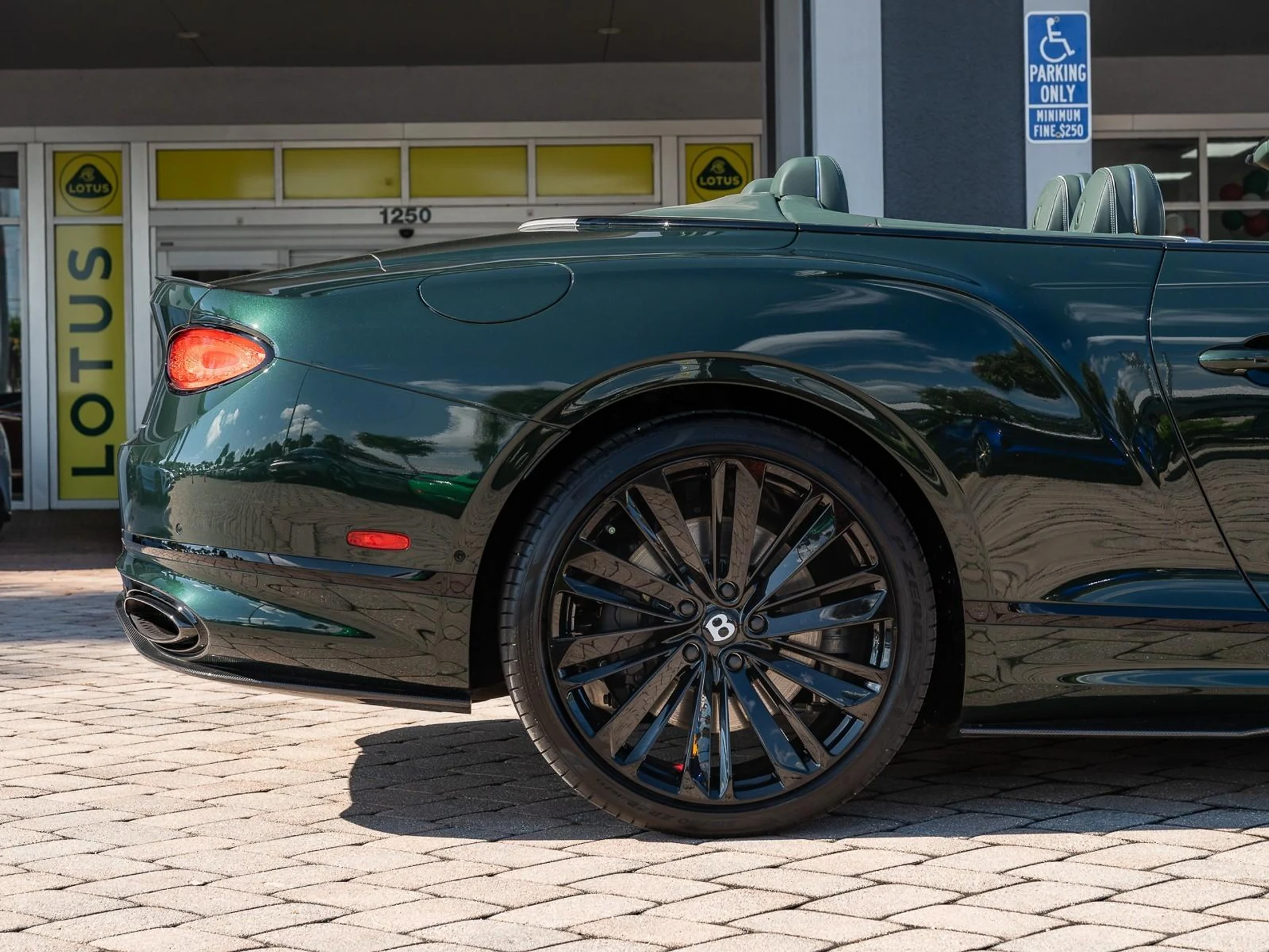 mph043_3486587717_Used_2022_Bentley_Continental_GT_Speed_1766182003_efe667b4cc