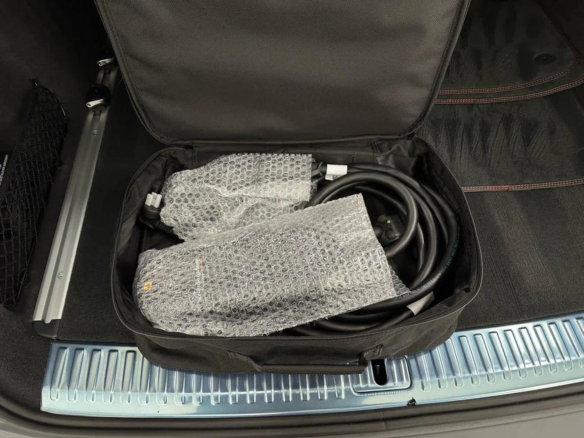 mph043_350321594_w_Jt_G4_R_Ac_Bq_EW_0_Yql5_Ywjzuss8_FU_b0bbaba5d7