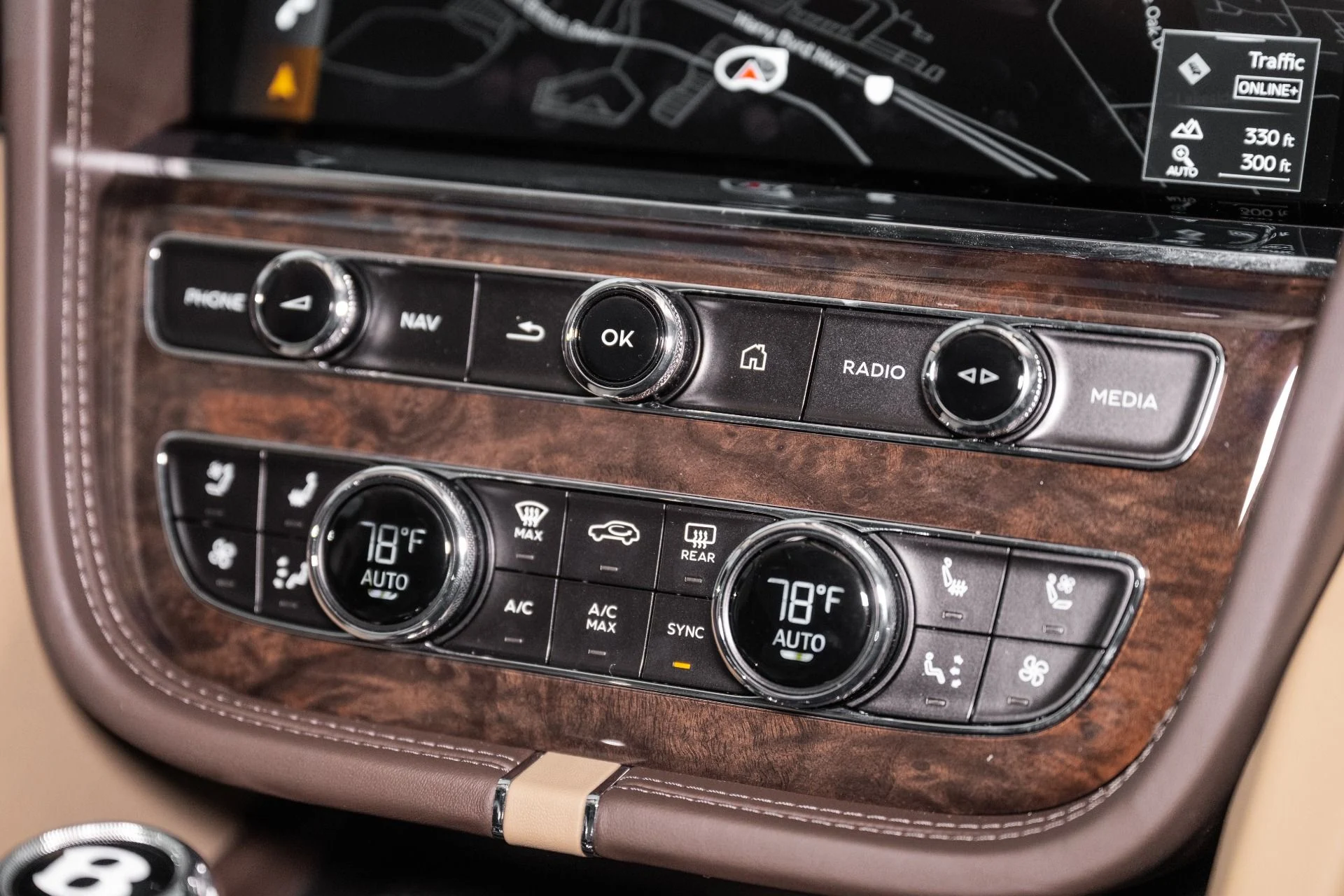 mph043_3510262234_Used_2025_Bentley_Bentayga_EWB_Mulliner_V8_1762964457_fd66140100