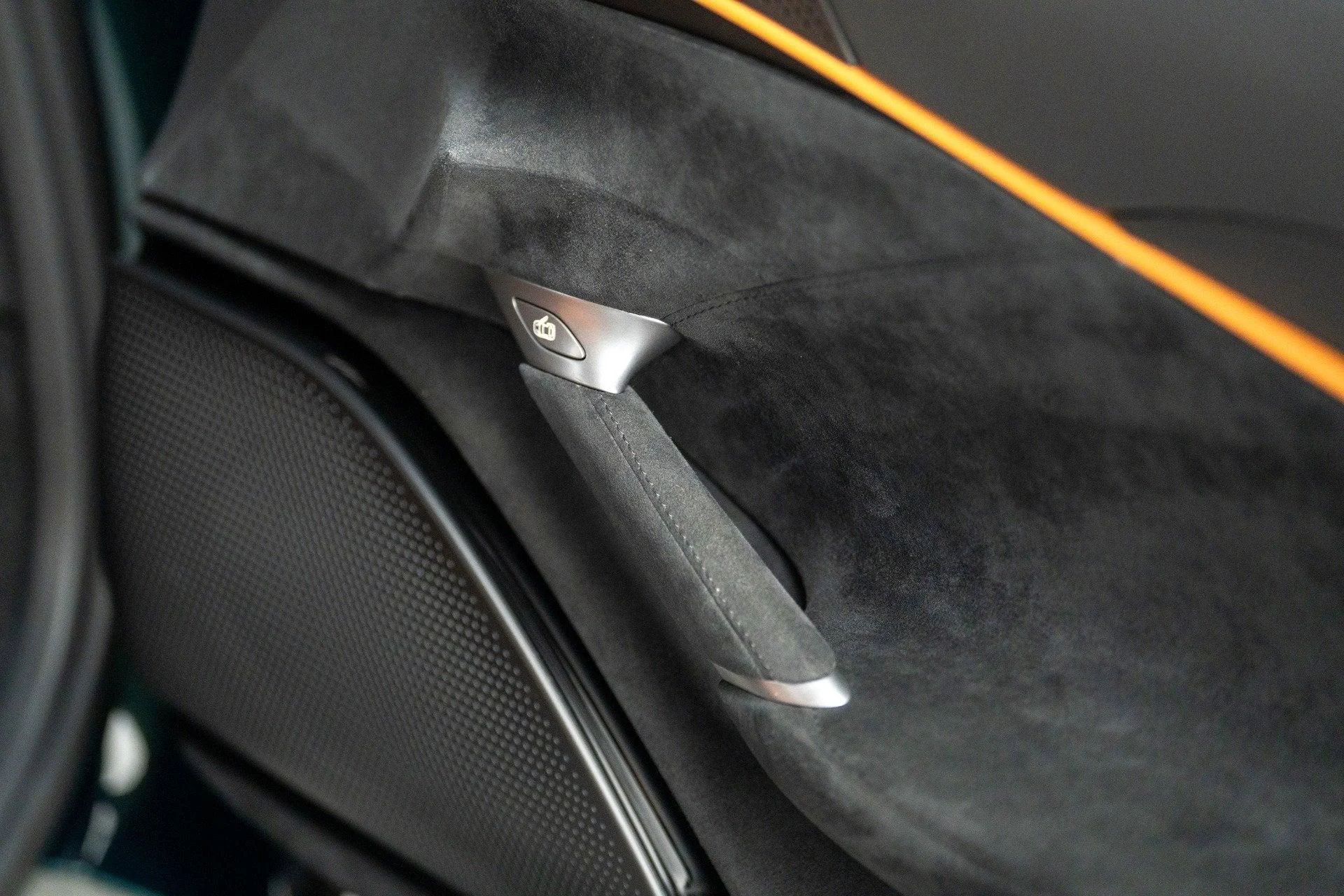 mph043_3510878813_Used_2022_Ferrari_Roma_1777382886_d660b79c9a