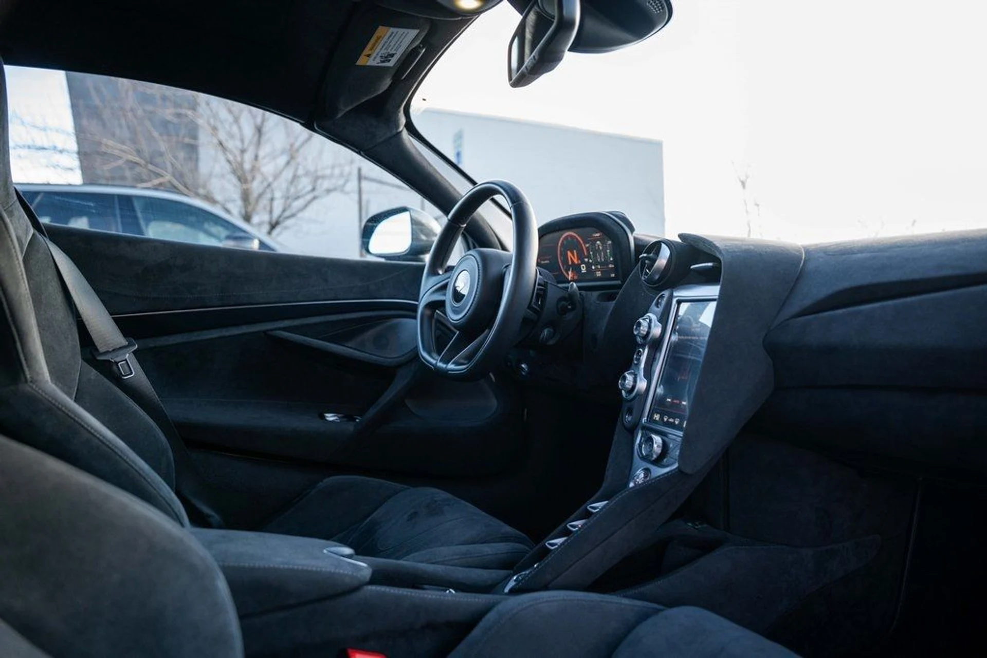 mph043_3516204956_image_45_b200250049