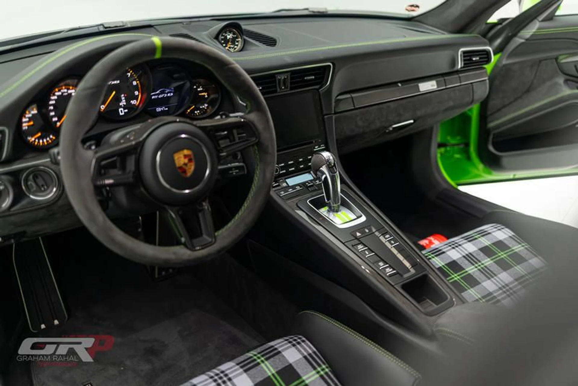 mph043_3520733572_635_E94_FE_A51_A_432_D_80_FF_29_E0_C5_D0800_F_c0ab69af2d