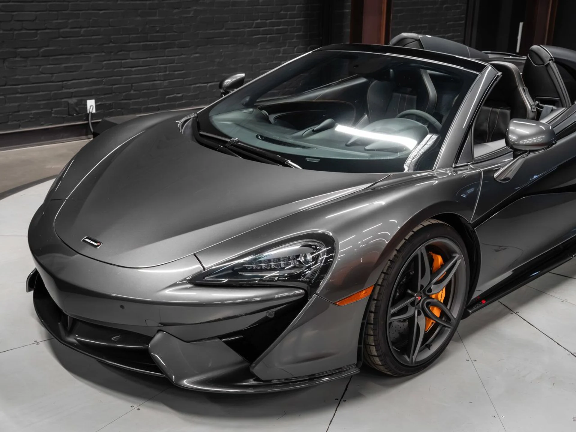 mph043_3530468011_mclaren_570s_2018_e7c7ce0606