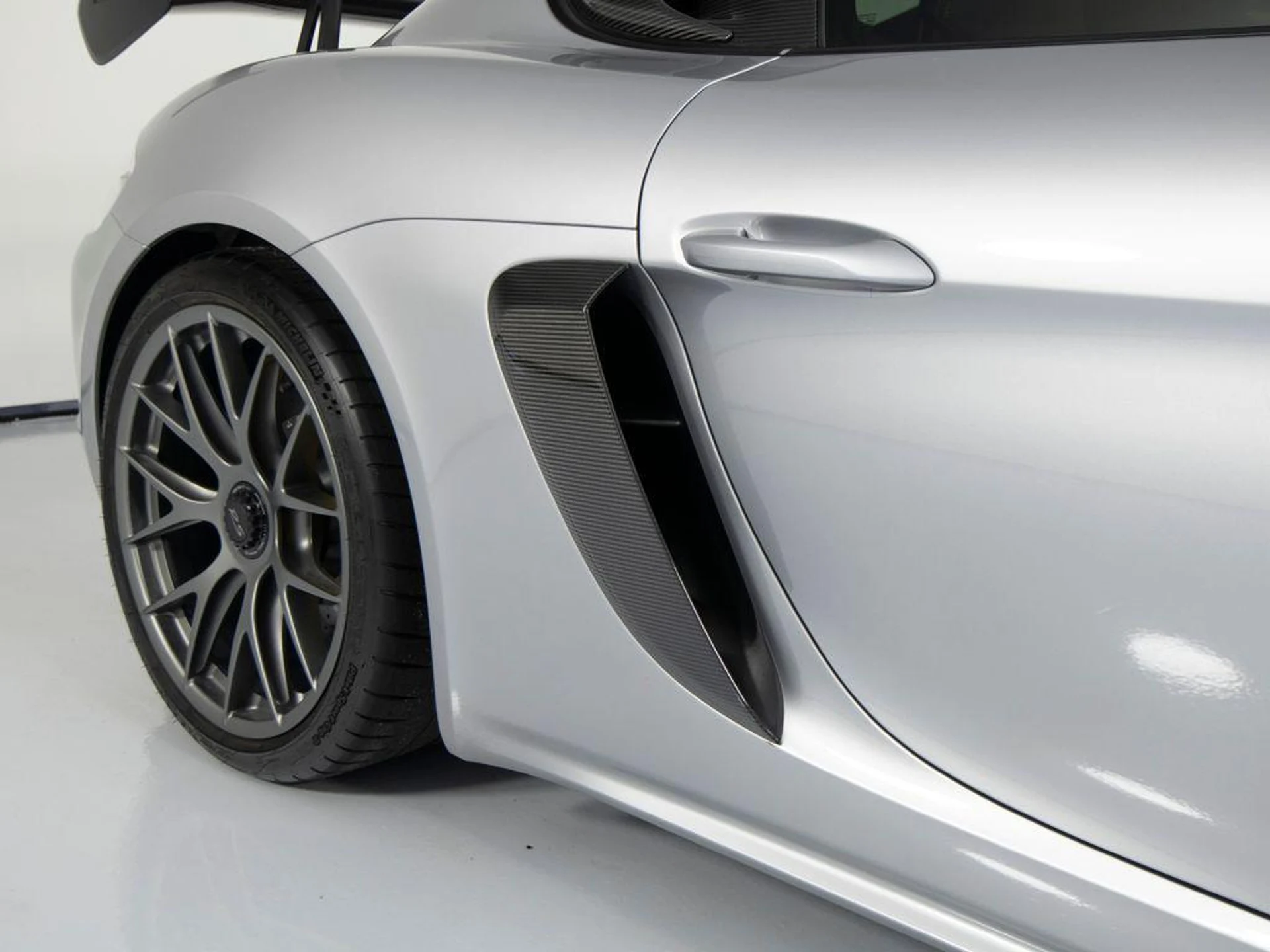 mph043_3535557656_G7_J0bokv_EGPF_8_Bft_w_U_Qrd_BG_1ms_028080d312