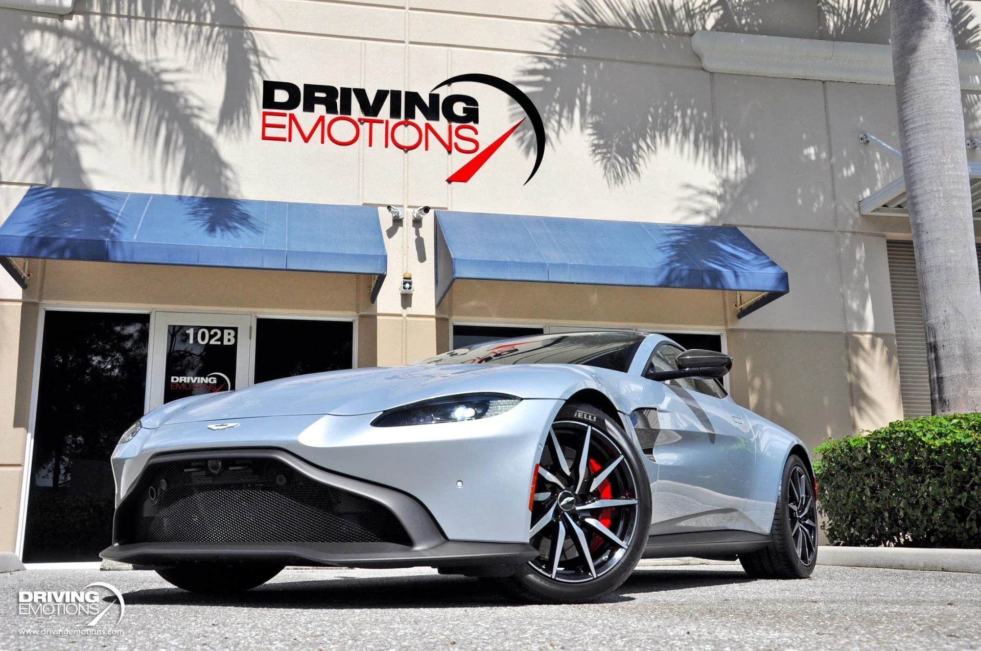 mph043_3539543439_880_p44_l_c2a65d2e78