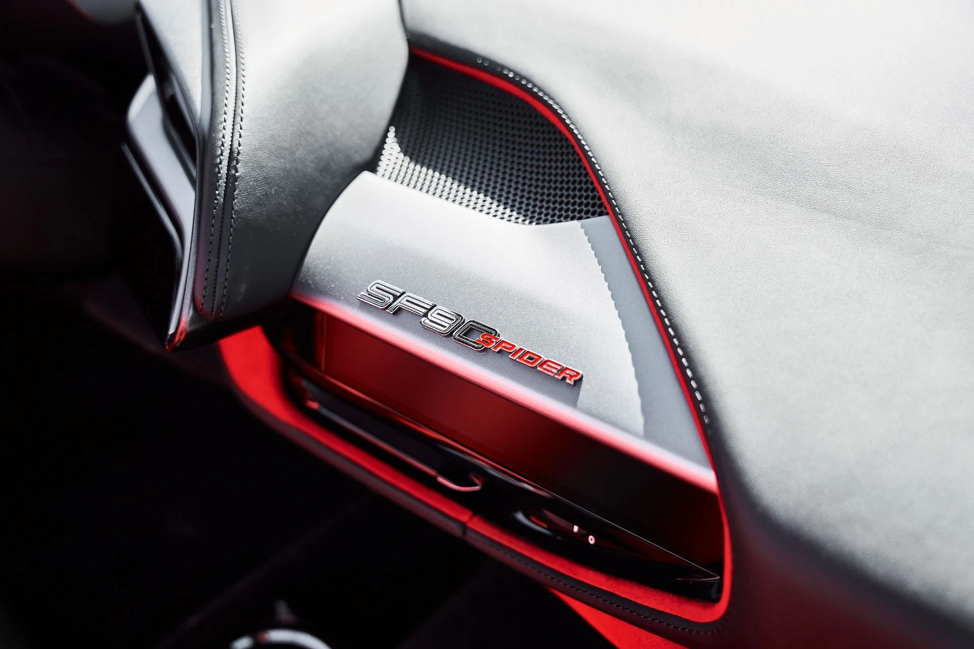 mph043_3557567985_Used_2024_Ferrari_SF_90_Spider_Base_1776734362_89be1a07f7