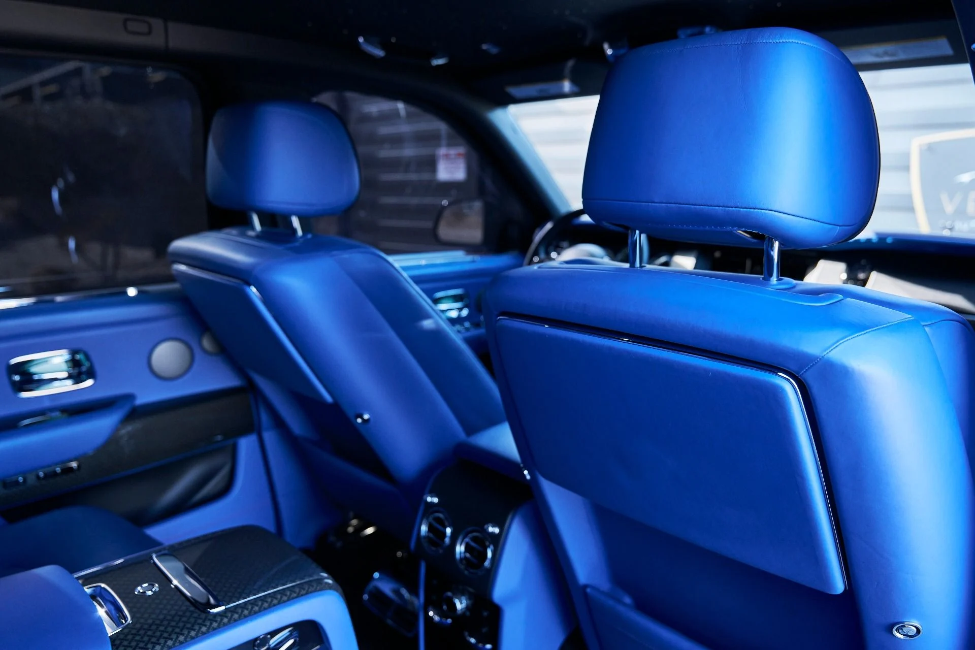 mph043_3558403756_Used_2021_Rolls_Royce_Cullinan_Base_1770692216_0544a2d470