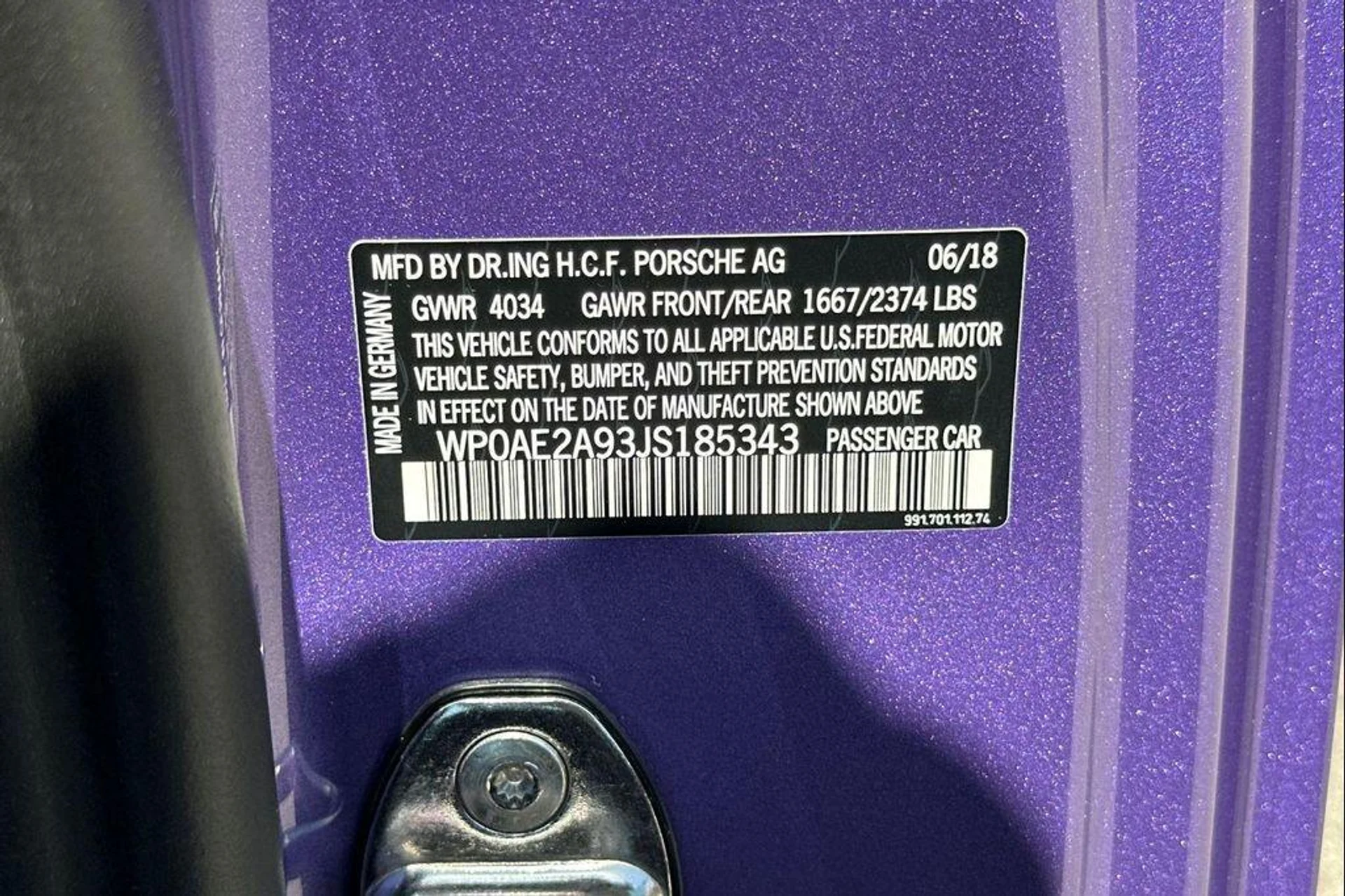 mph043_3558935185_F_Da4qd_7_Qcg9_p_Le0_P_Iblucy_x_M_c0fa73b778