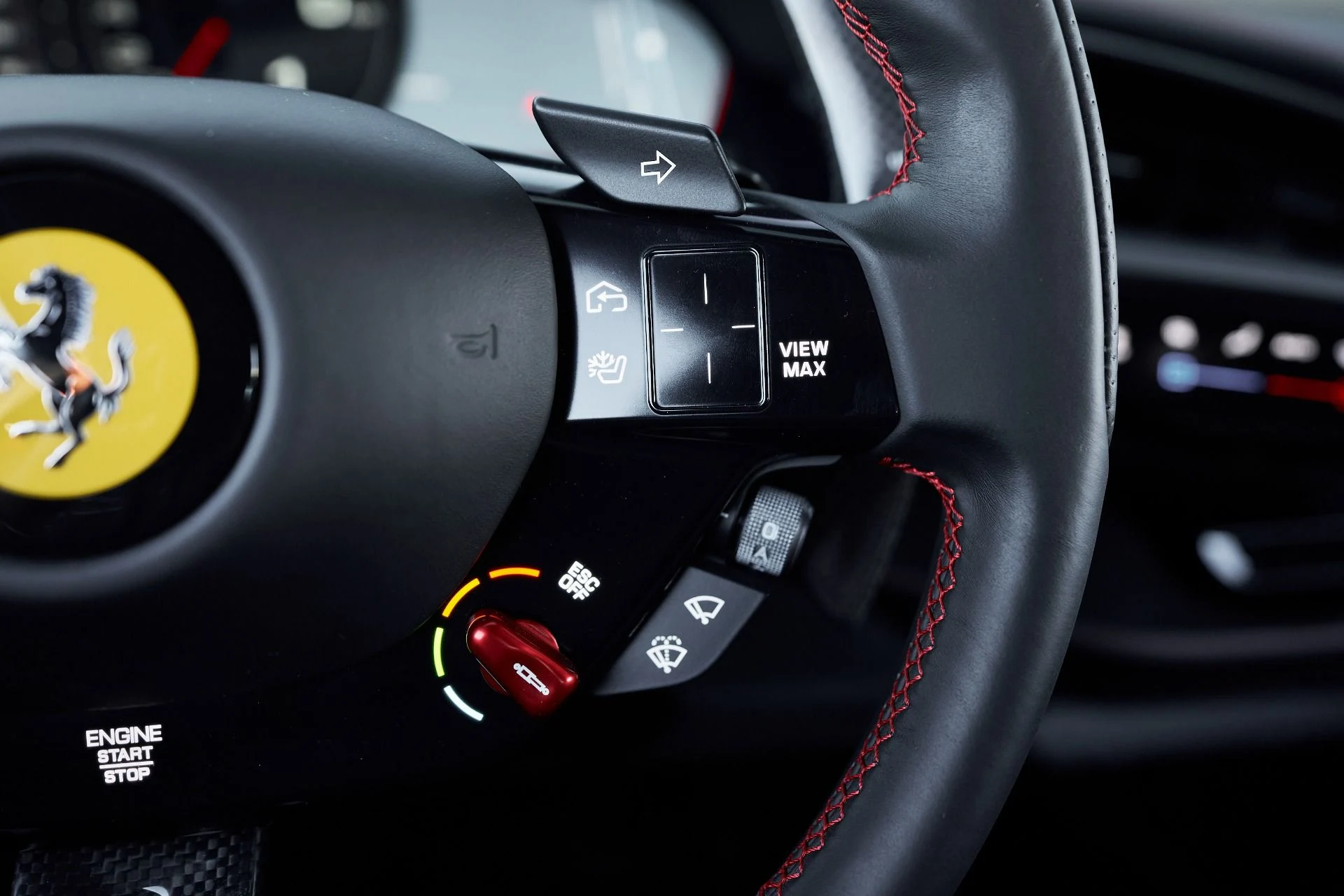 mph043_3580631403_Used_2023_Ferrari_SF_90_Stradale_Base_1762650989_875b450566