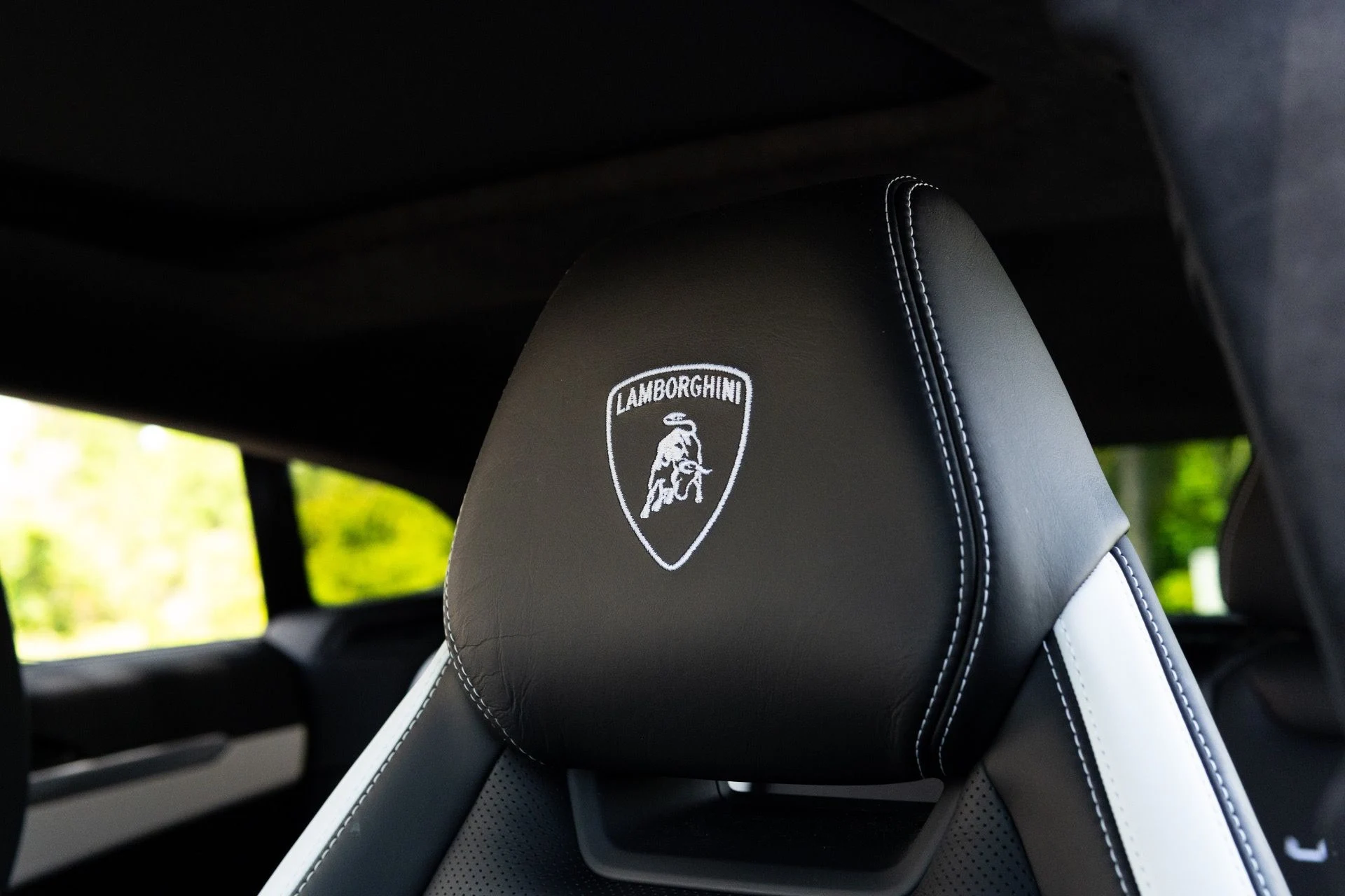 mph043_3588118000_Used_2023_Lamborghini_Urus_S_1780940773_a501daf52f