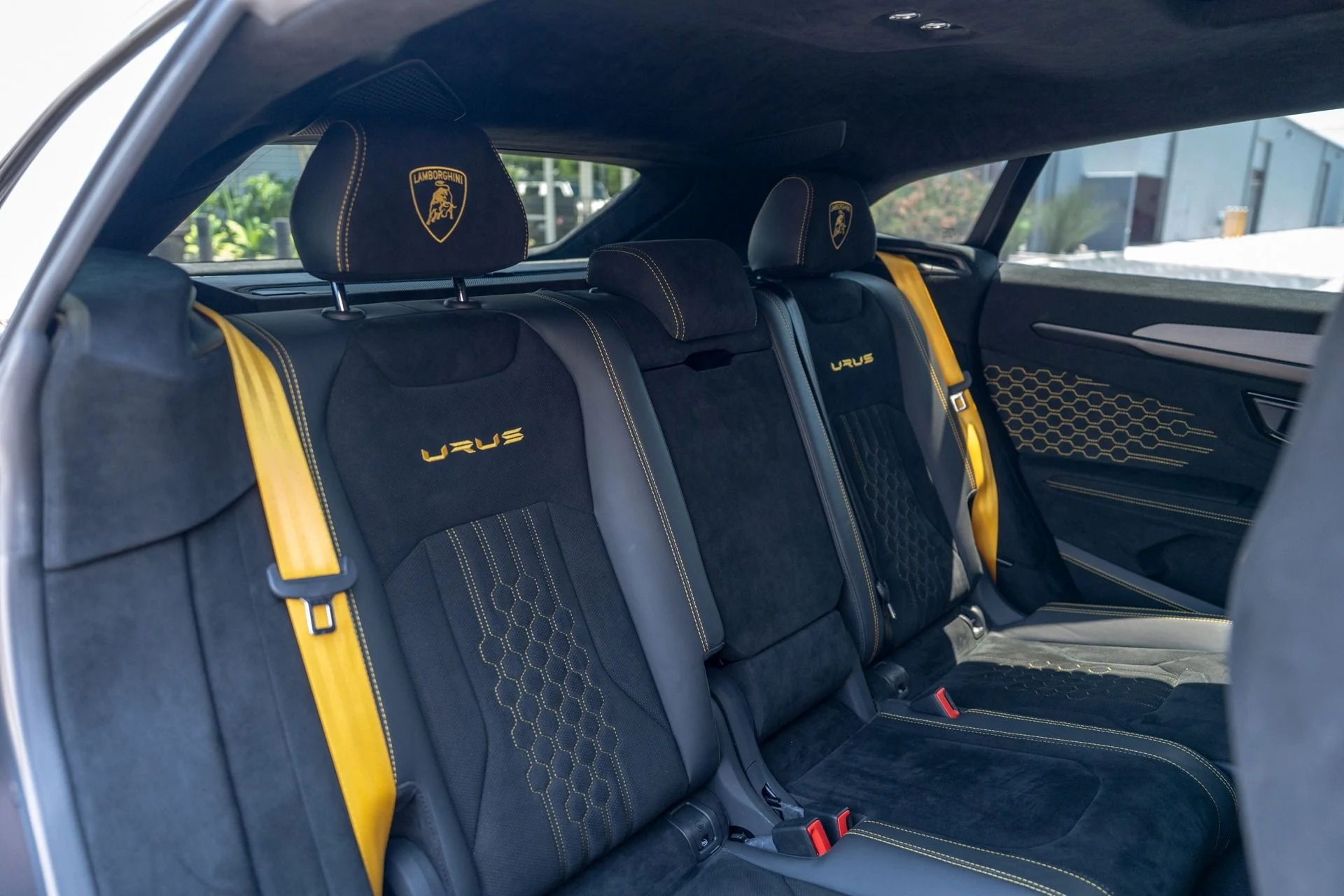 mph043_3594661909_Used_2023_Lamborghini_Urus_Performante_1754671737_e6d7242eff