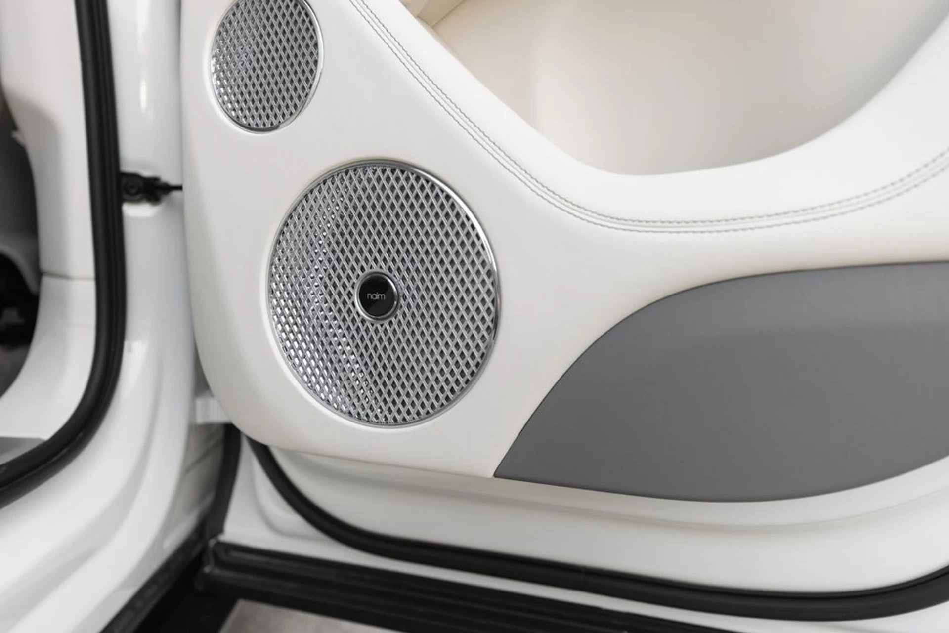 mph043_3605565339_7976ce4685504d4718d2754a0ae22b1ex_cbf7199b6b