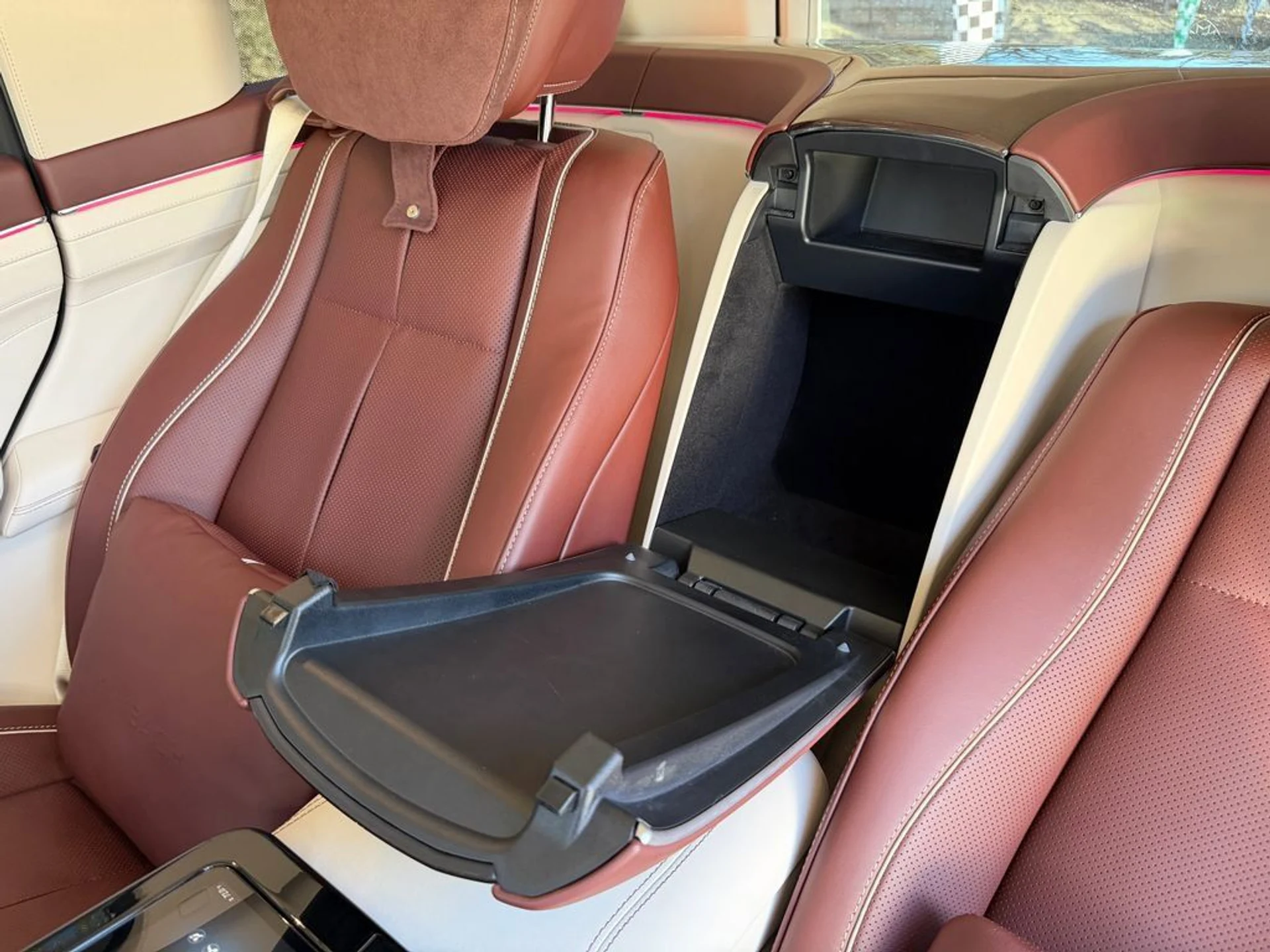 mph043_360695580_46b108eeab0e48edaae52a7adb213c27_9576988c0f