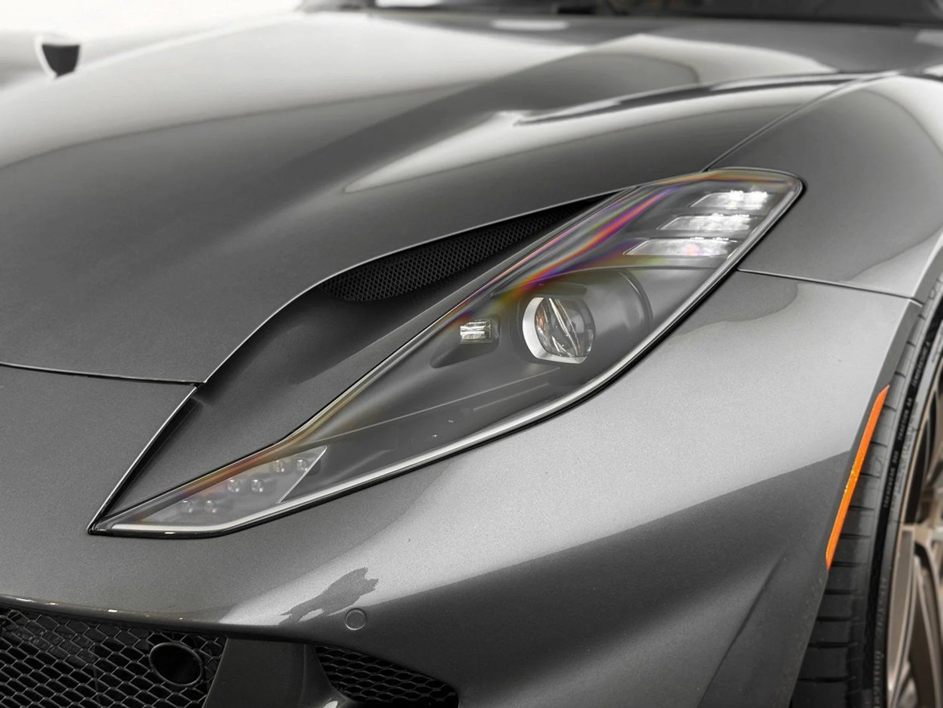 mph043_3613887140_31bf31b72bb9a48000bd50c95095faabx_347ed727ac