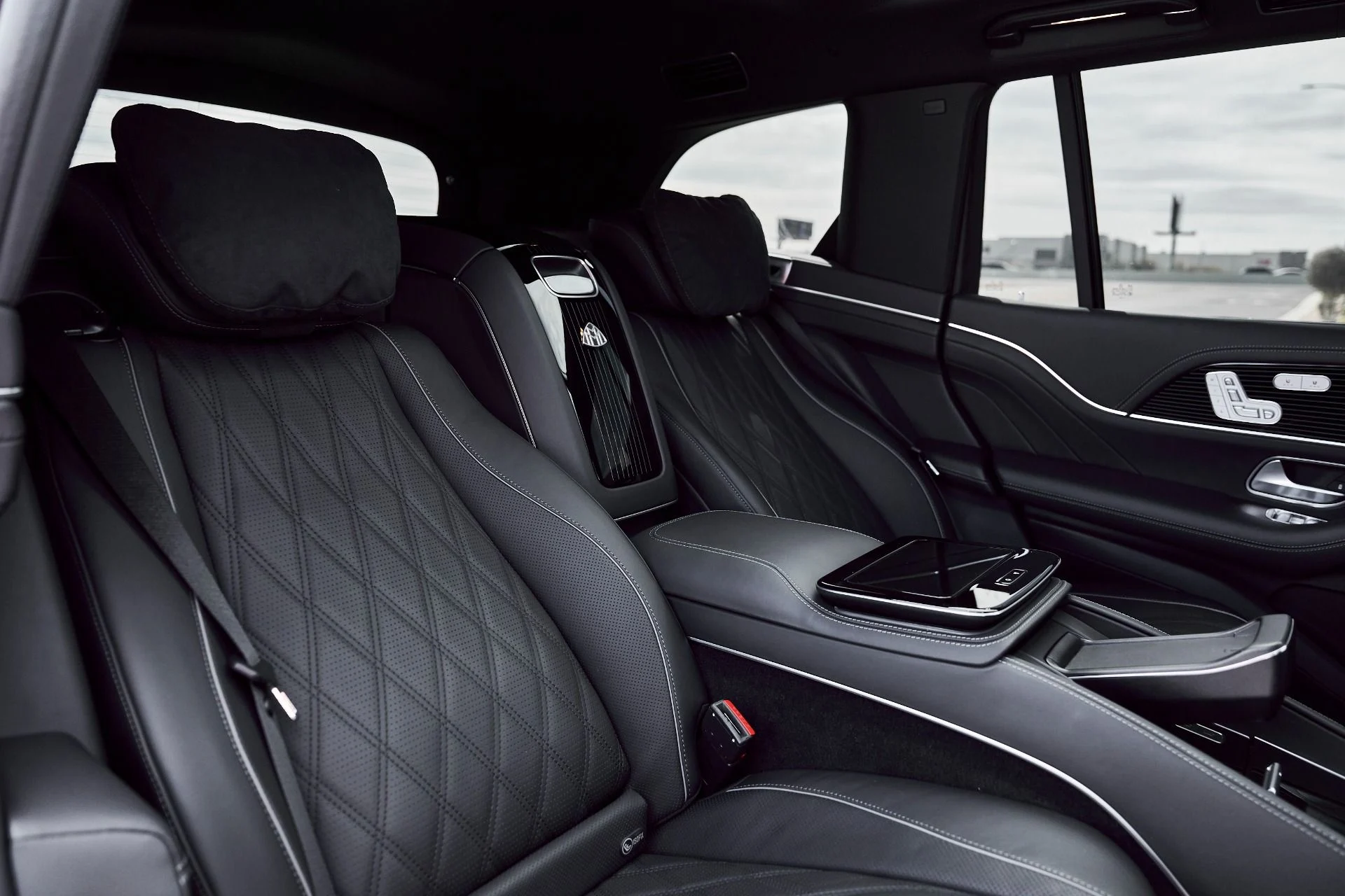 mph043_3621585846_Used_2024_Mercedes_Benz_GLS_Maybach_GLS_600_1773530619_6a113de30b