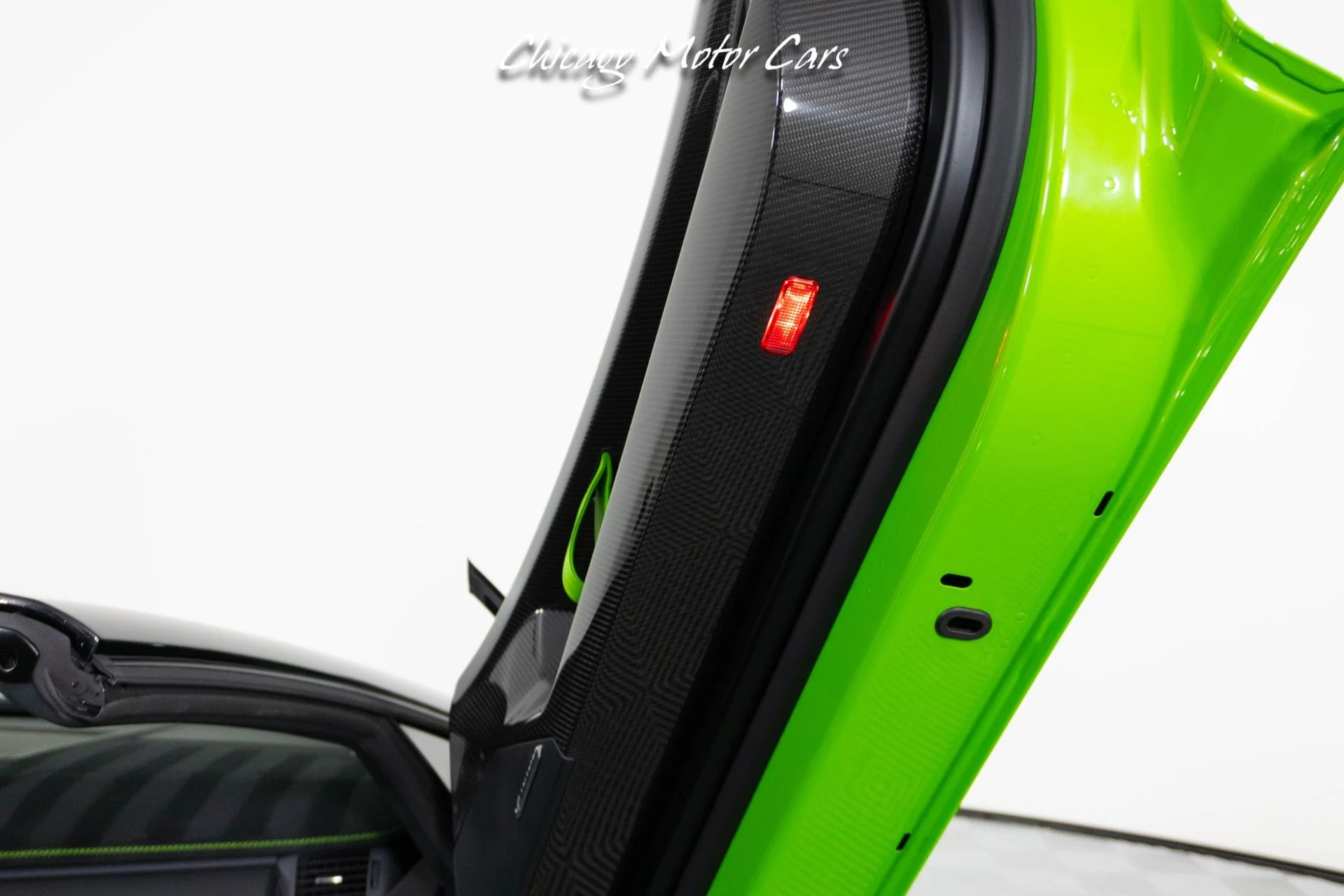 mph043_3640530876_13012_p44_l_70047080df