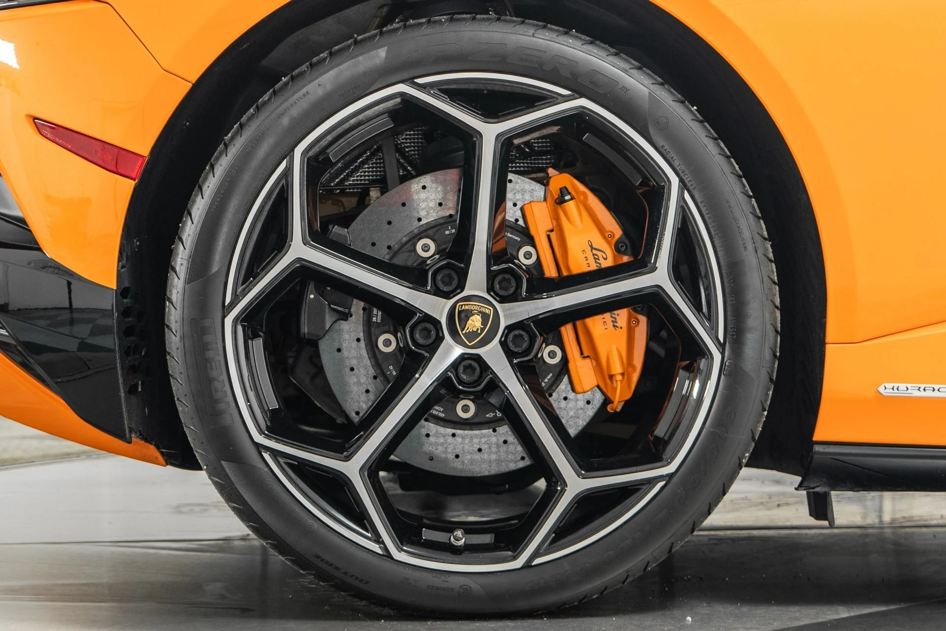 mph043_3641844821_Used_2020_Lamborghini_Huracan_EVO_Spyder_Low_Miles_Full_PPF_Naturally_Aspirated_V10_1776374441_34ce6947d1