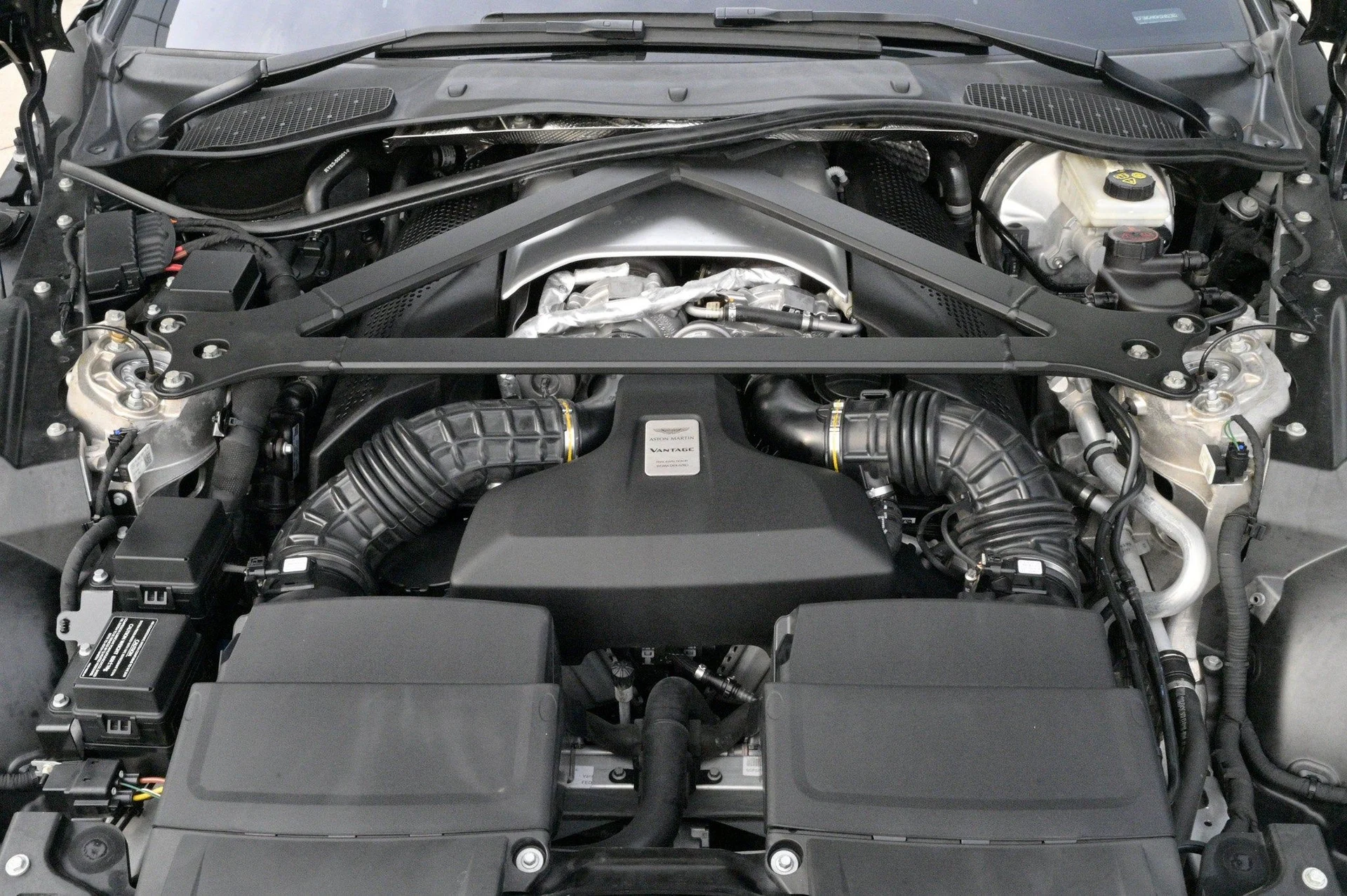 mph043_3649745884_a993904e40854b10b53815146fb2a1bf_706ce3d08e