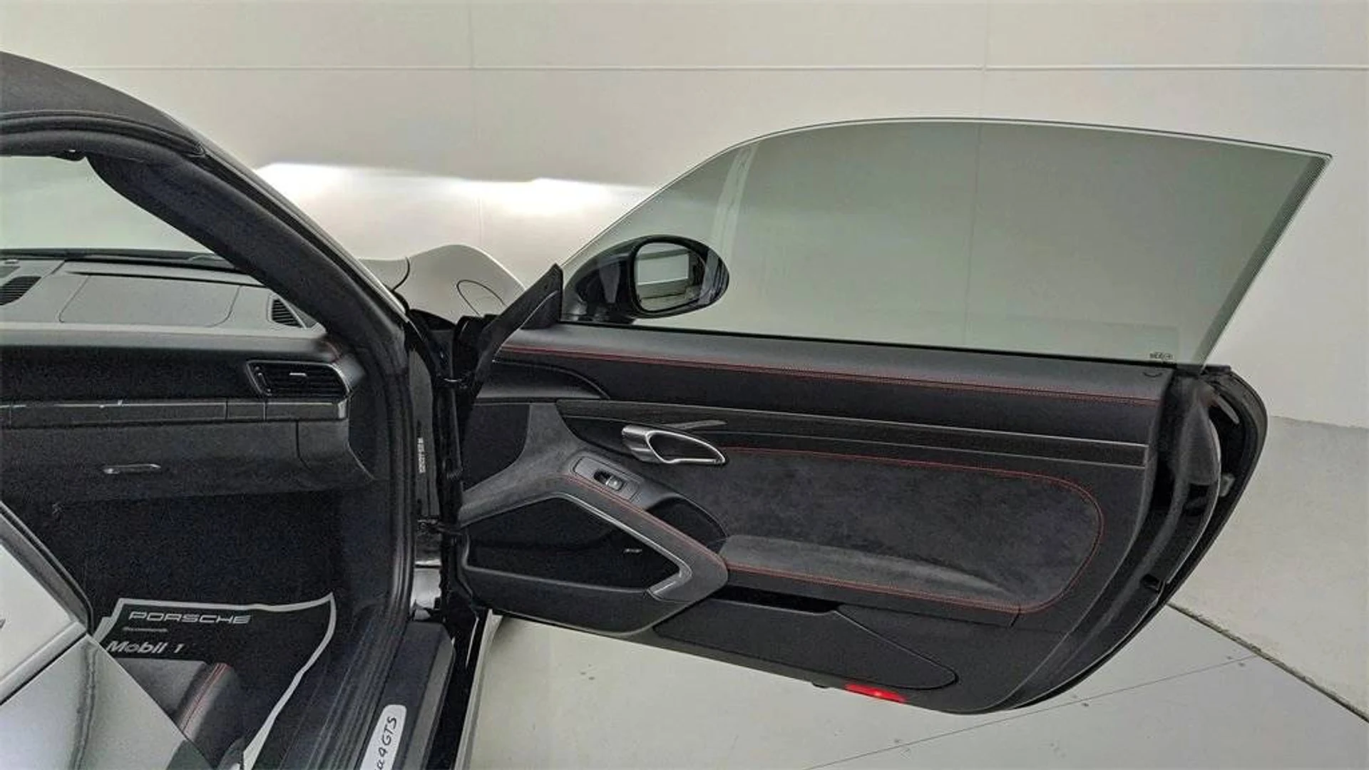 mph043_3652699618_1280_af2d5f27d4