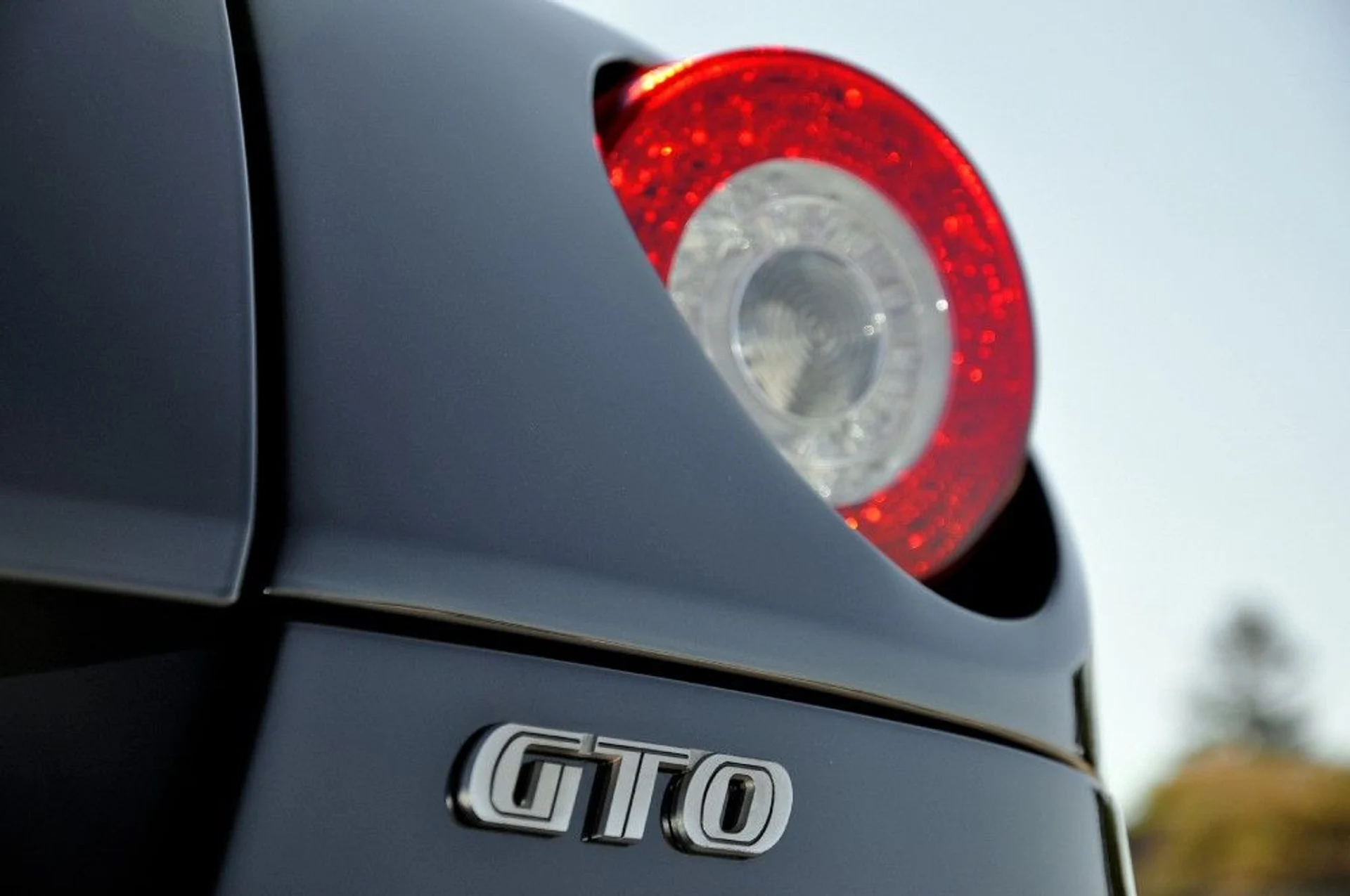 mph043_3654325139_82_p44_l_0a53163e81