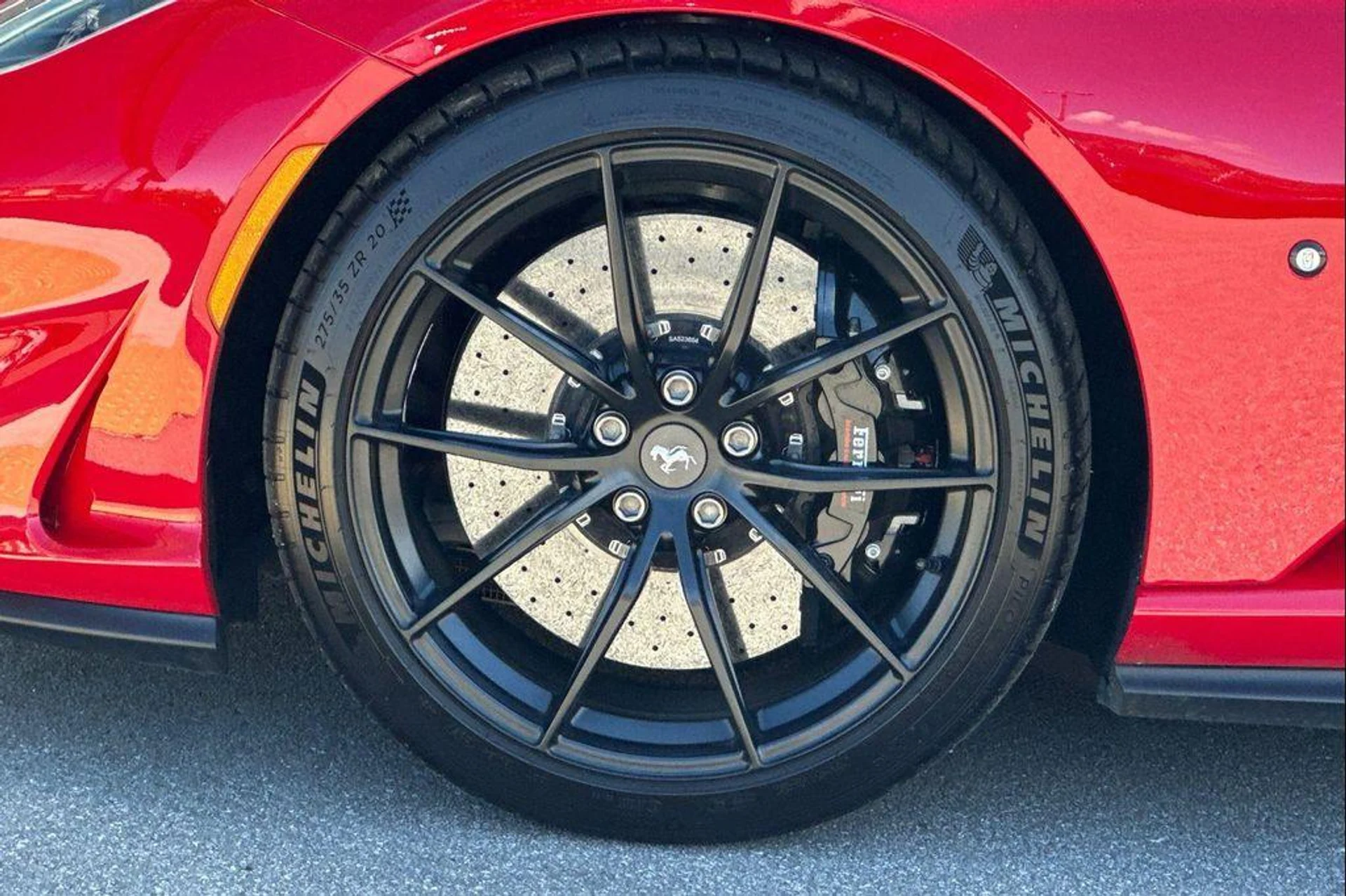 mph043_365509942_T_Ves53lgiuff9l0_r_K_Lp563ag8_A_2465ec2a33