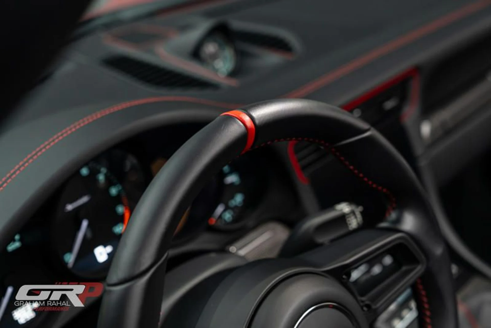 mph043_3660007332_A976012_F_6_DB_5_41_AA_901_C_780820_BA_88_B2_23771ef1af