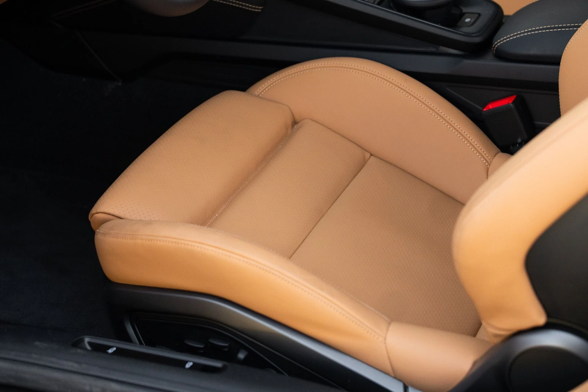 mph043_3696000209_Used_2026_Porsche_911_GT_3_Touring_1770143984_c2a99761d4