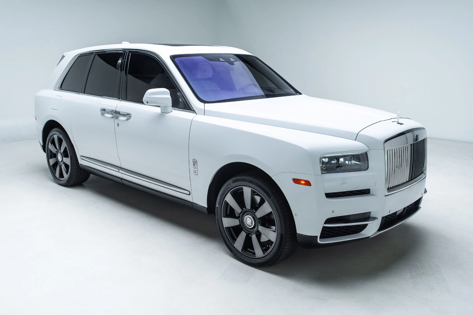 mph043_3719636627_Used_2019_Rolls_Royce_Cullinan_1786991337_afedfd589e