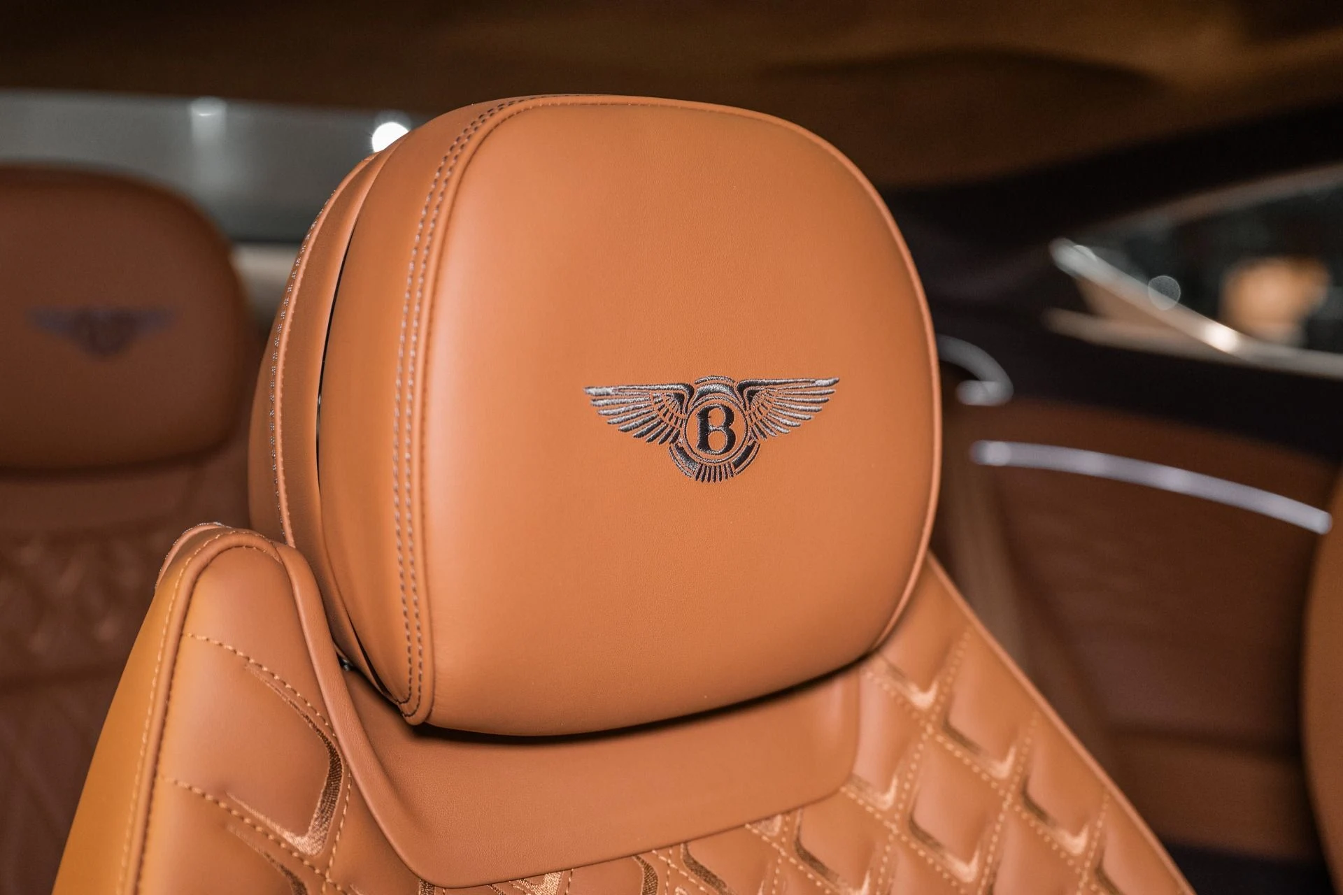 mph043_3751922080_Used_2026_Bentley_CONTINENTAL_GT_AZURE_V8_1761679827_9ef1faf822