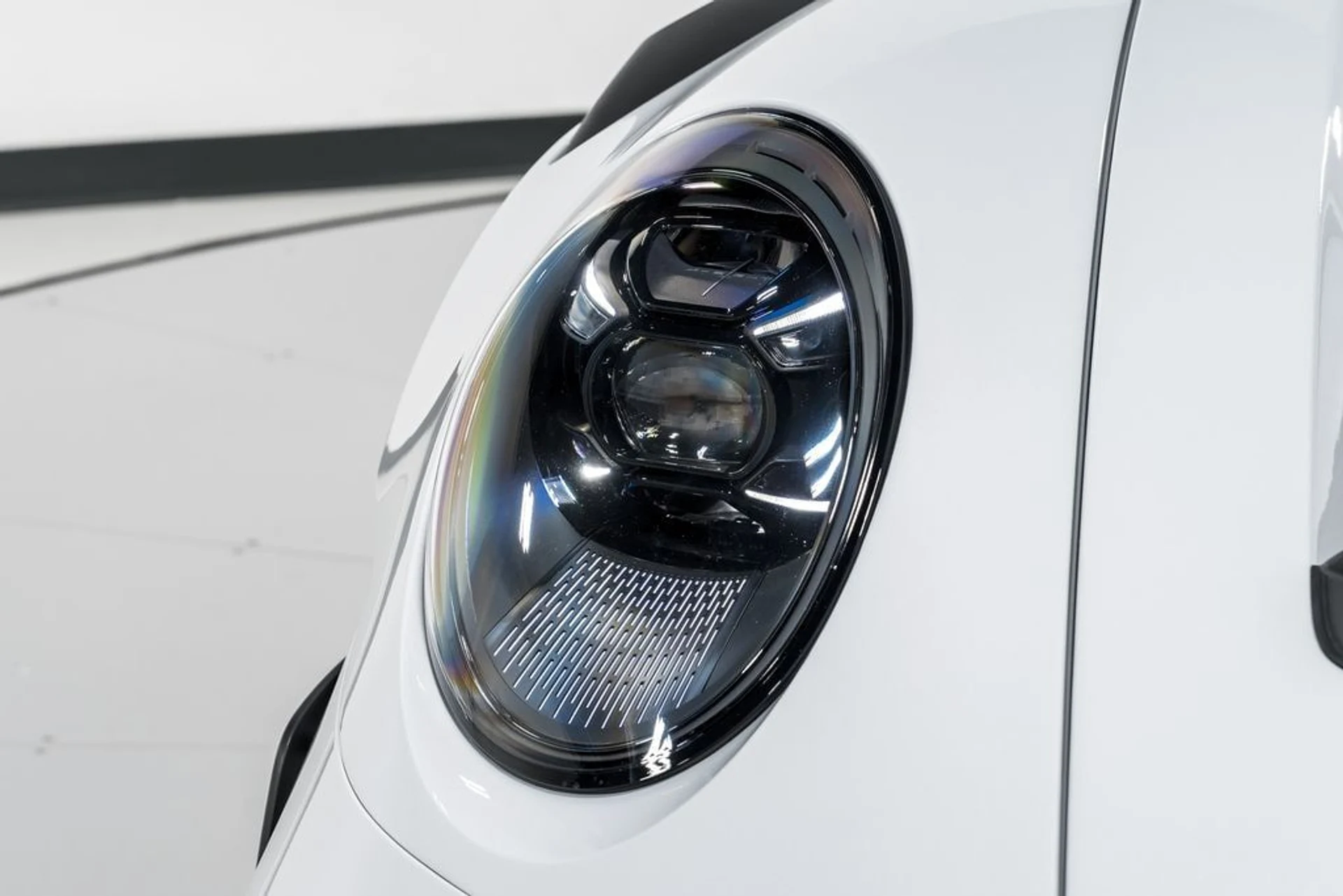 mph043_3773213522_51a8797aa7dc134c28929dfcdce7e5e5x_b4c4635116