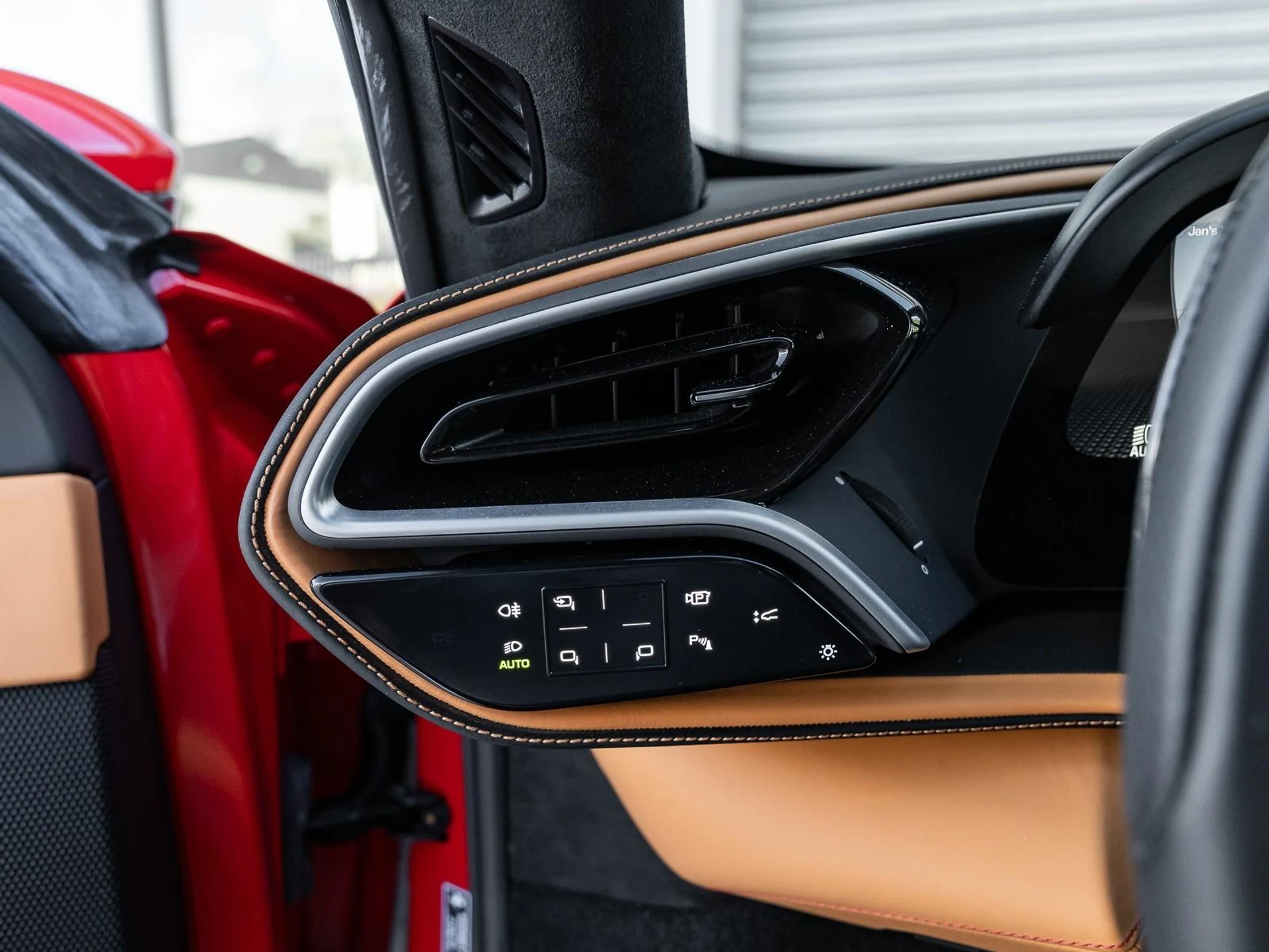 mph043_3774177420_Used_2023_Ferrari_296_GTB_Coupe_1761253683_945251f258