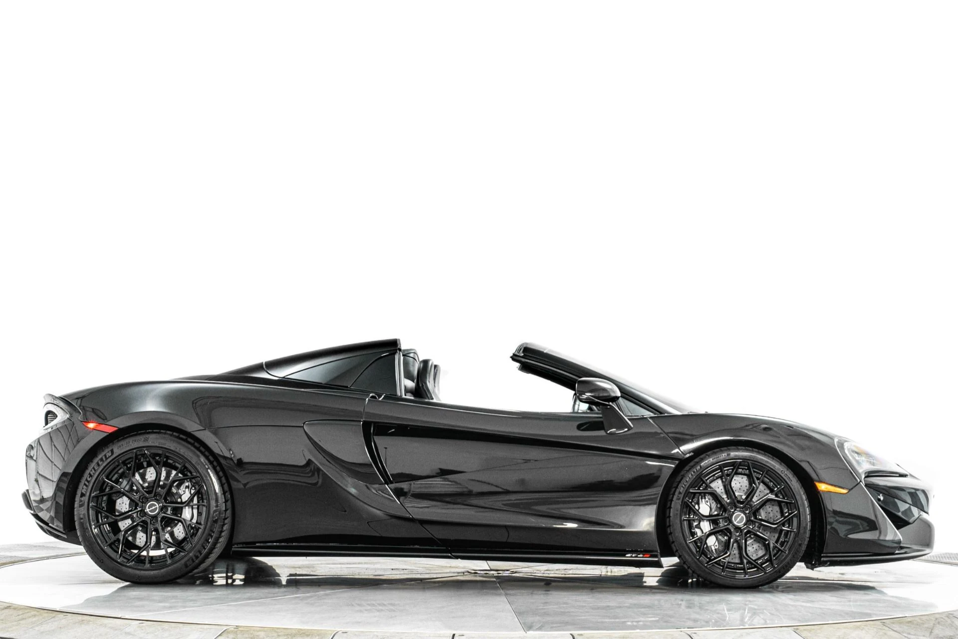 mph043_3775145071_Used_2020_Mc_Laren_570_S_1787089177_03225cbc67