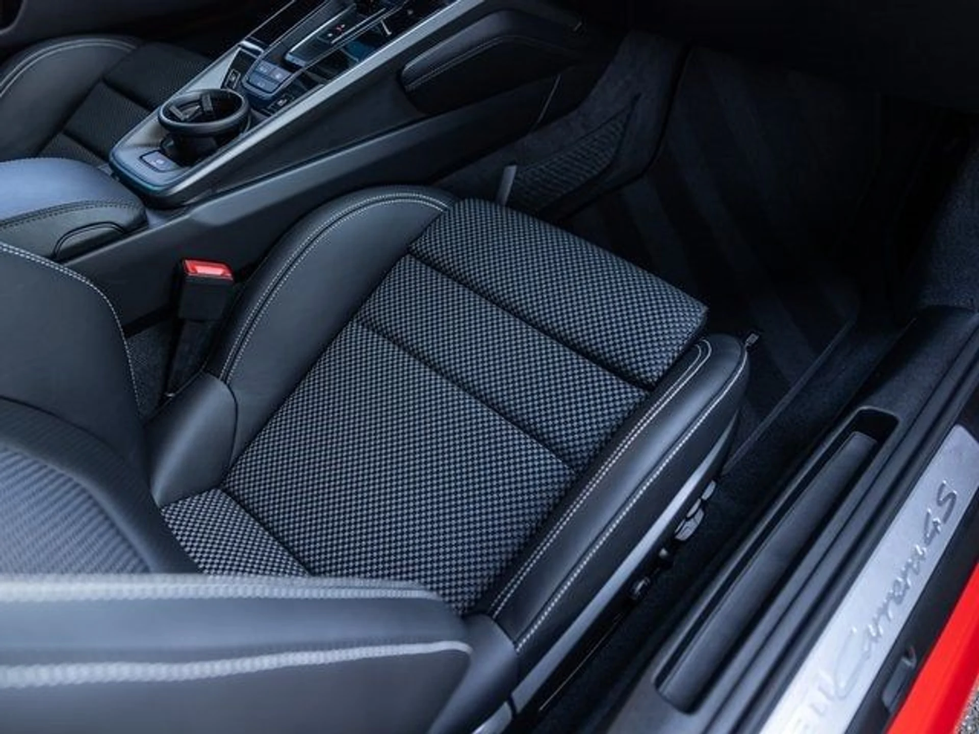 mph043_3776410207_44_9b824cdf9e