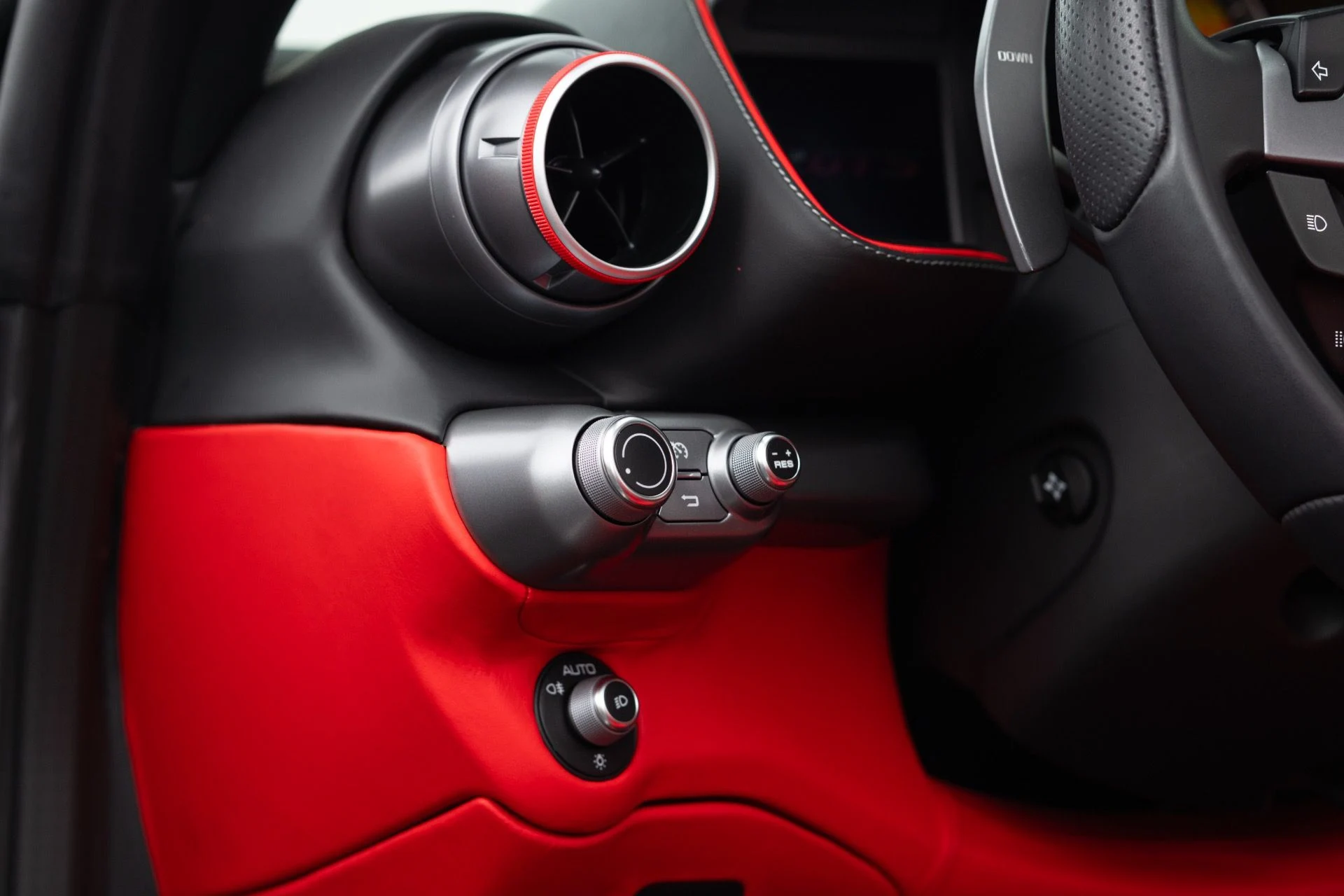 mph043_3778521711_Used_2022_Ferrari_812_GTS_1768275128_520fc44487