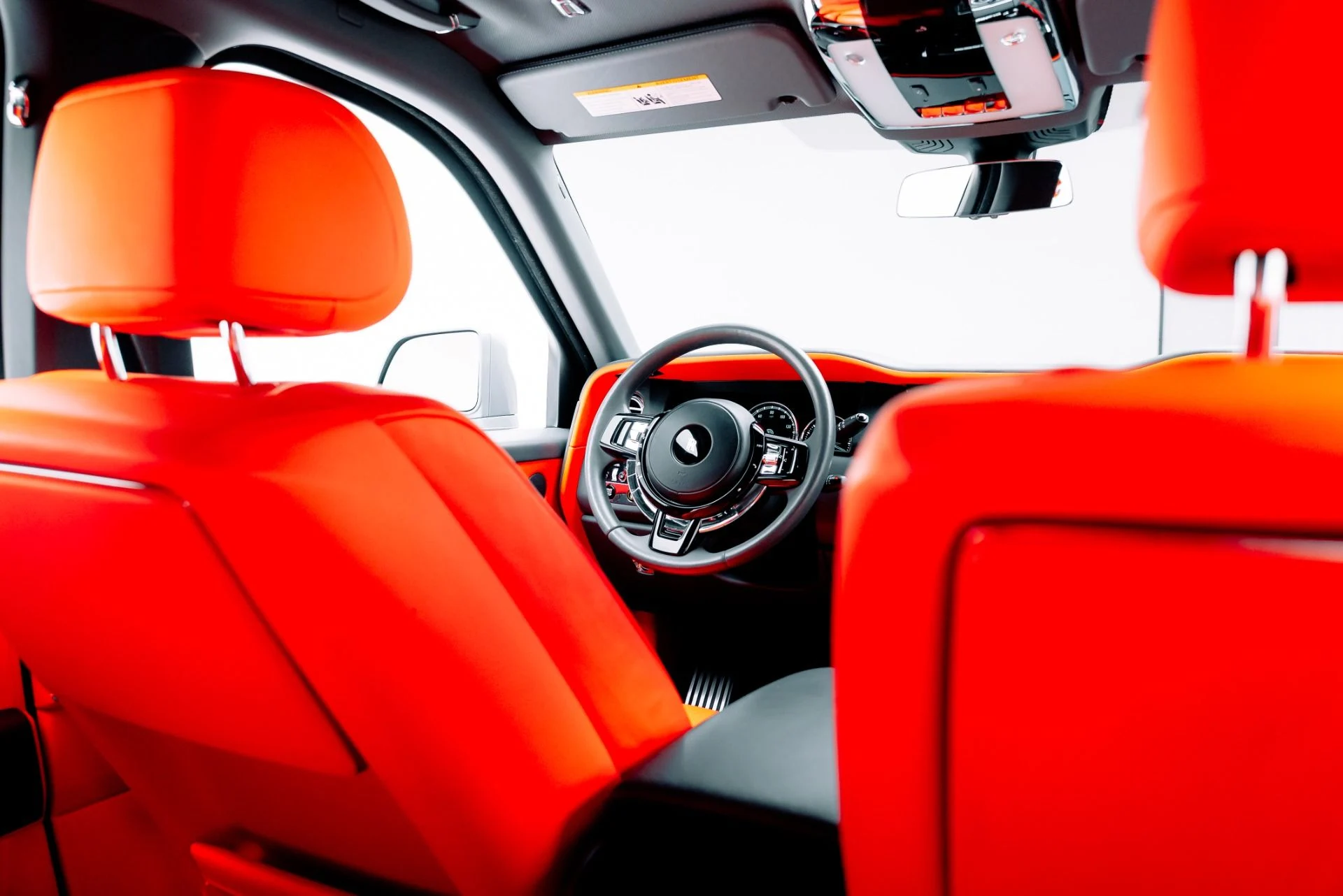 mph043_3804458216_Used_2020_Rolls_Royce_Cullinan_1764611758_2e0a1f28a1