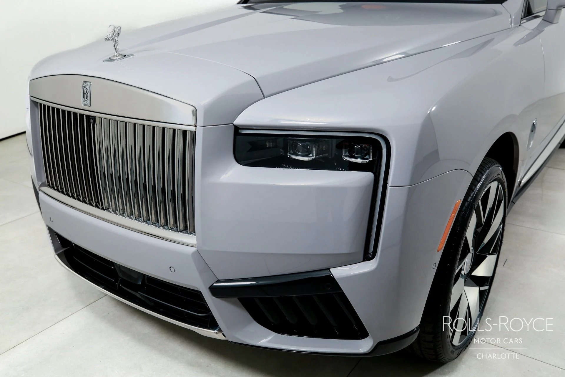 mph043_3814113608_Used_2026_Rolls_Royce_Cullinan_1775591551_d082cd4bd7