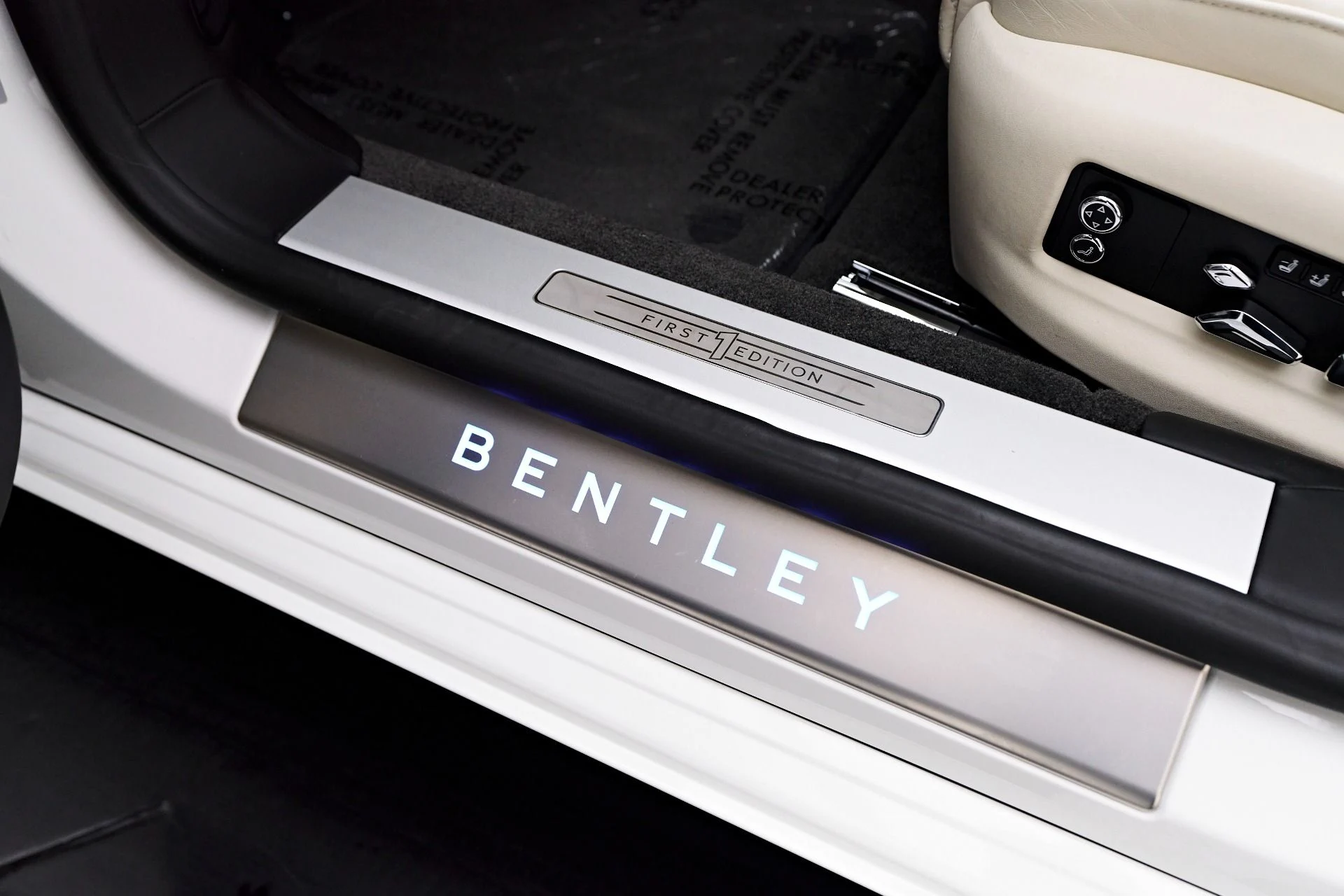 mph043_3820034367_Used_2021_Bentley_Flying_Spur_V8_1755391879_79f8a85367