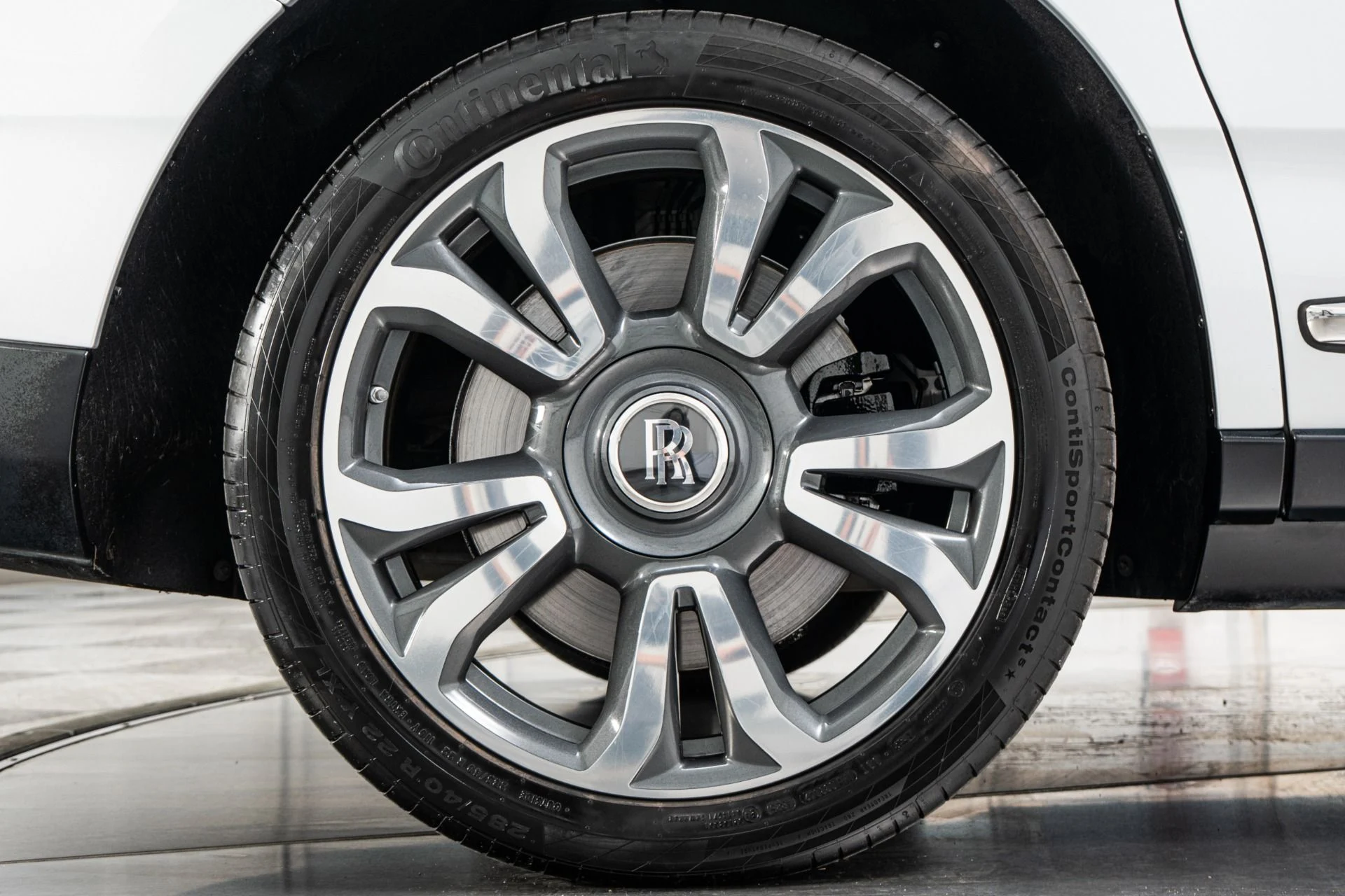 mph043_385627375_Used_2023_Rolls_Royce_Cullinan_1792518070_580666c23e